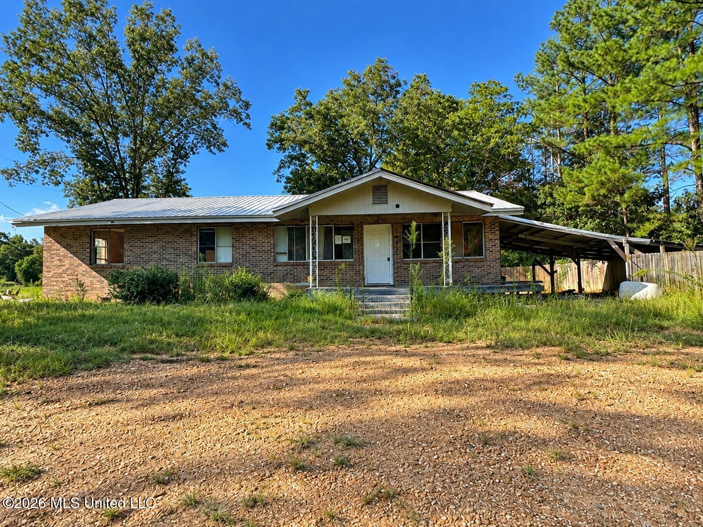 8994 Lebanon Pinegrove Road Property Photo 1