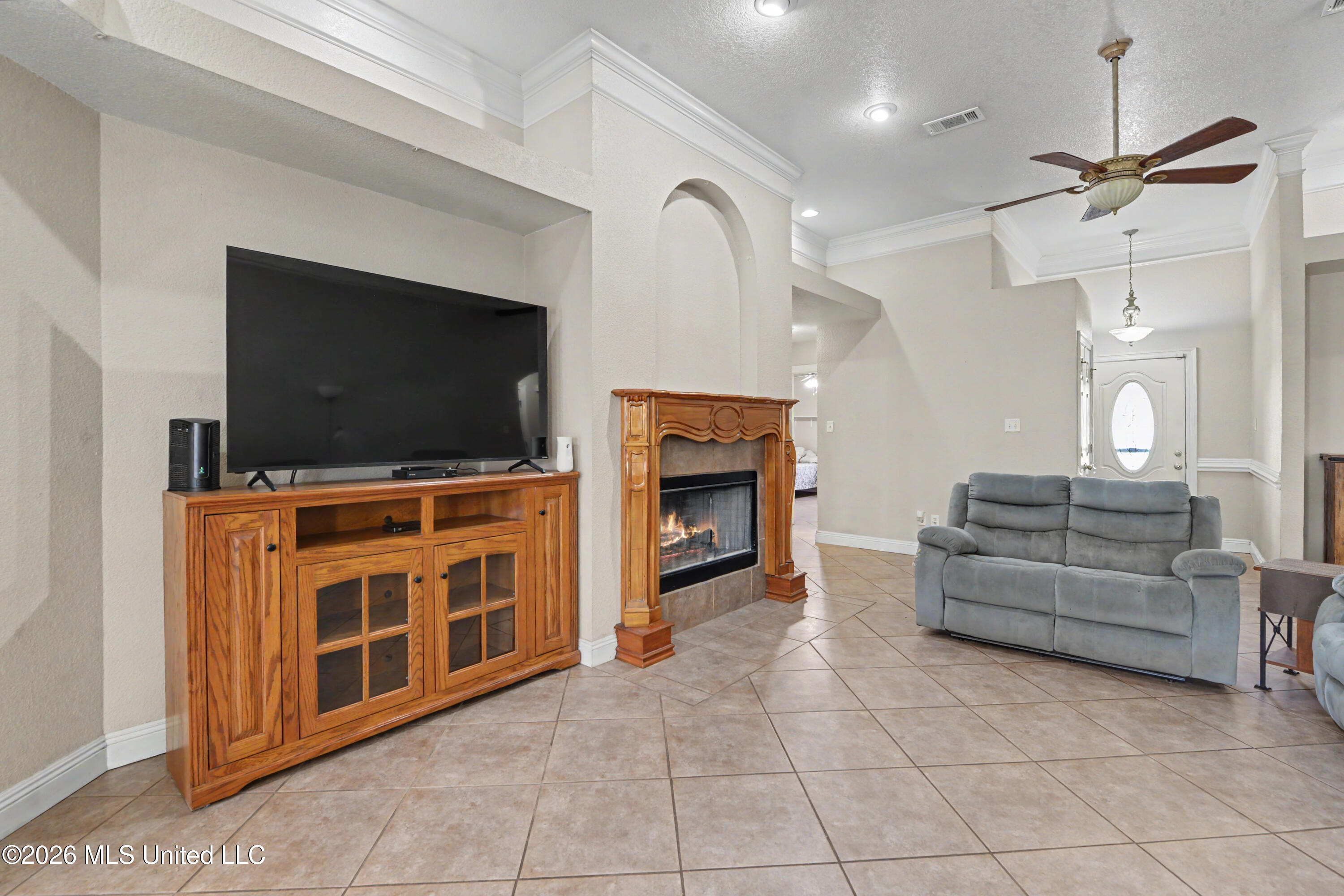 3321 N 4th Street Property Photo 5