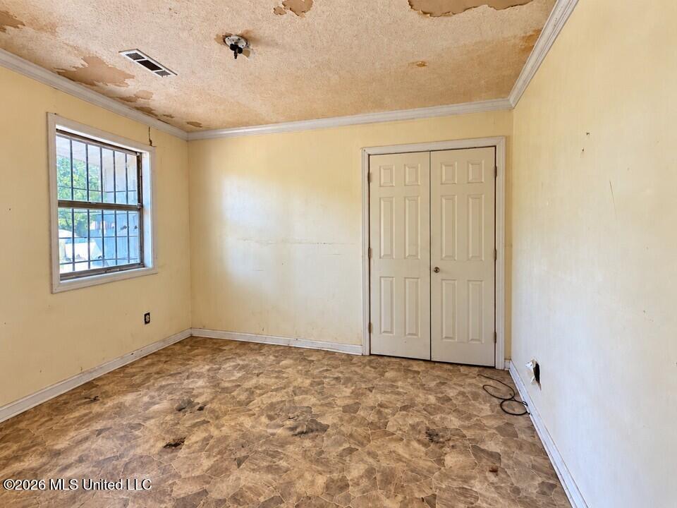 1114 Johnson Avenue Property Photo 12