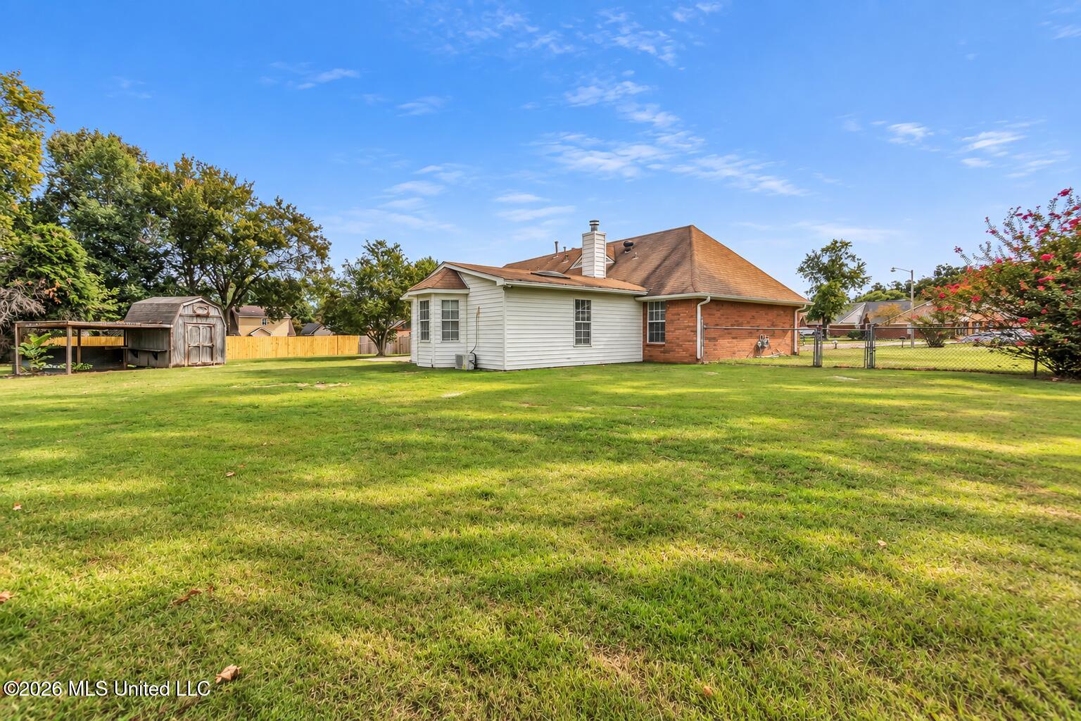 6972 Fox Briar Cove Property Photo 23