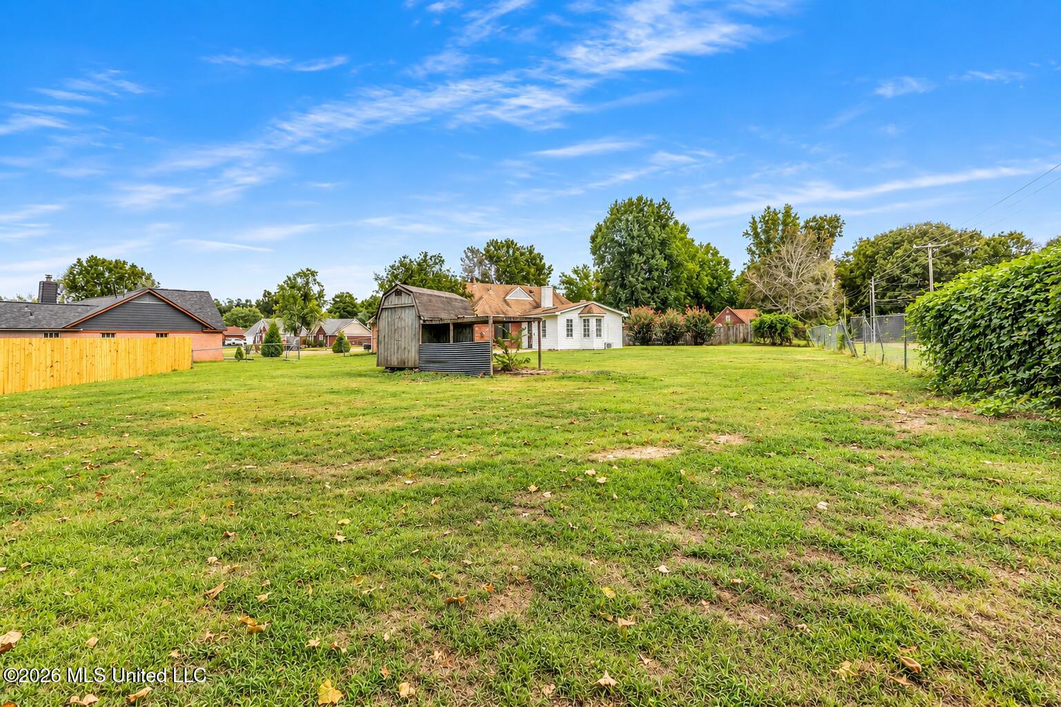 6972 Fox Briar Cove Property Photo 25