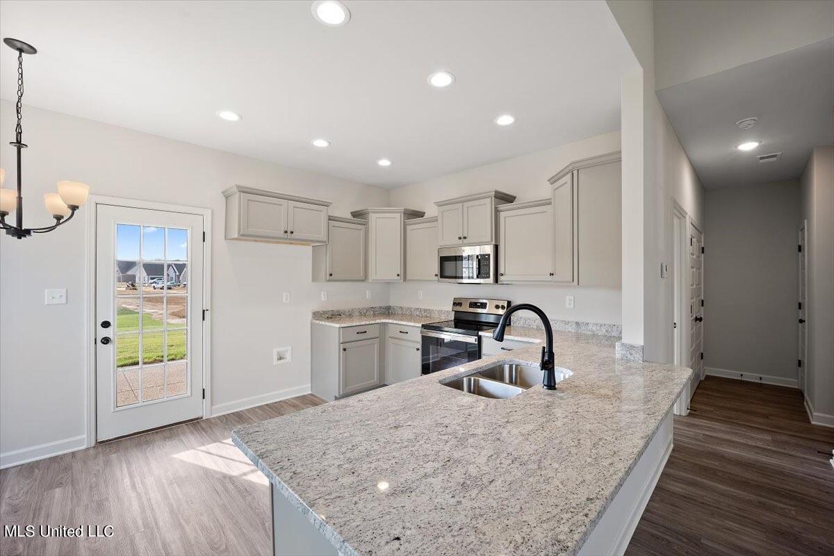 13734 Jack Thomas Boulevard Property Photo 10