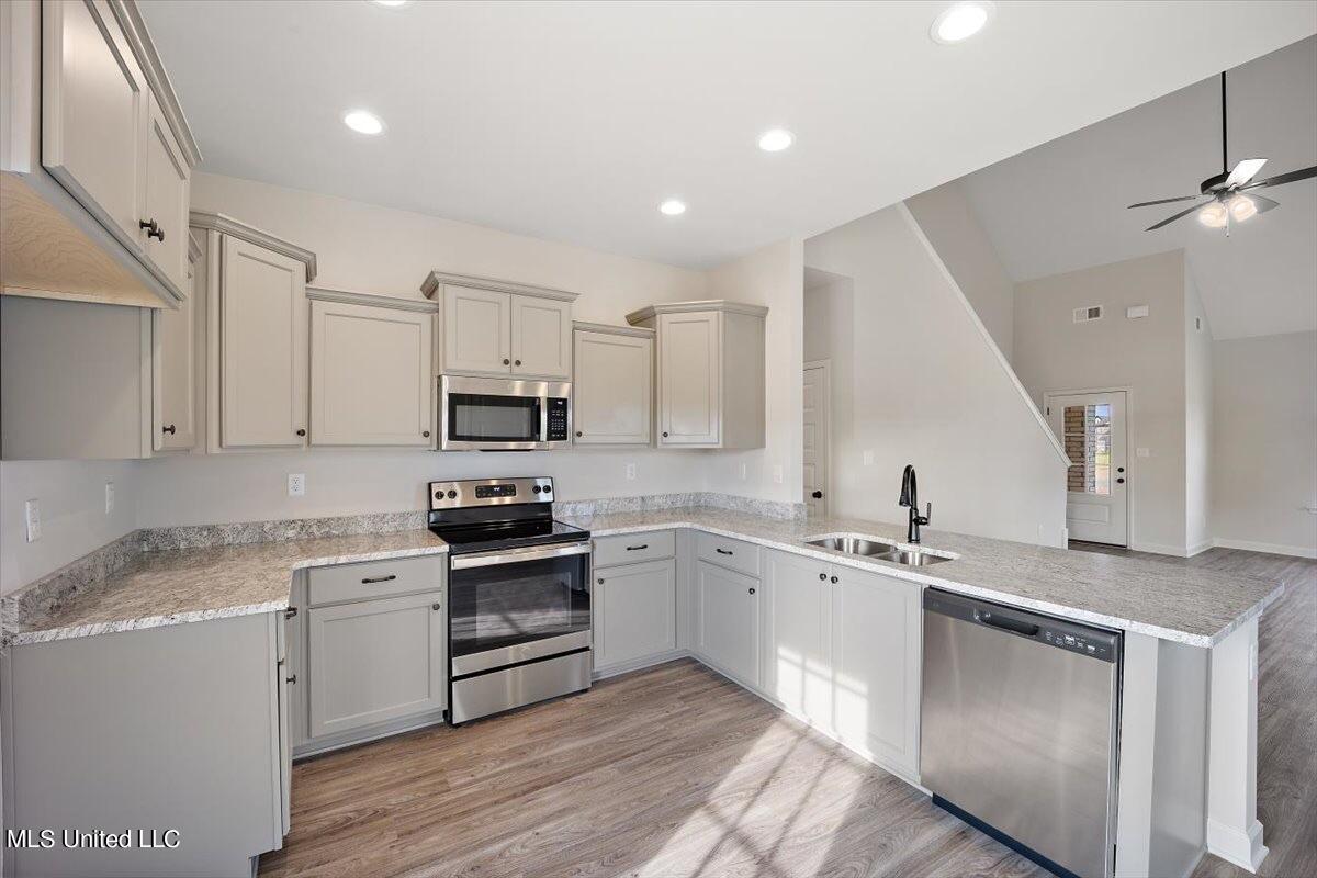 13734 Jack Thomas Boulevard Property Photo 13