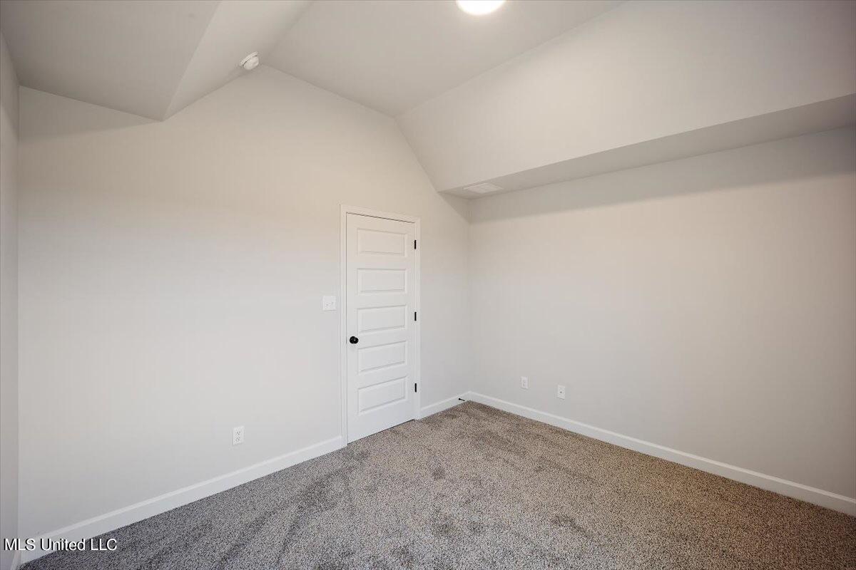 13734 Jack Thomas Boulevard Property Photo 22