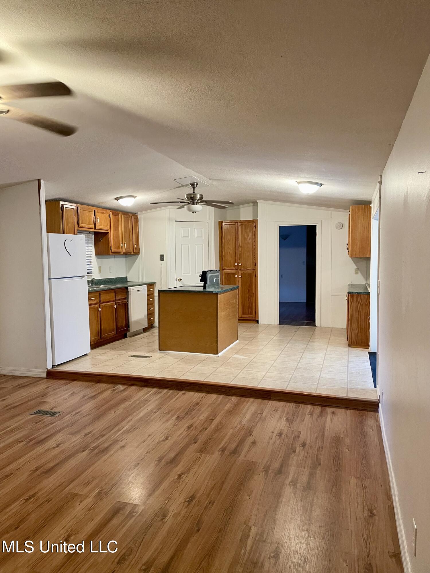 777 Henleyfield Mcneill Road Property Photo 3