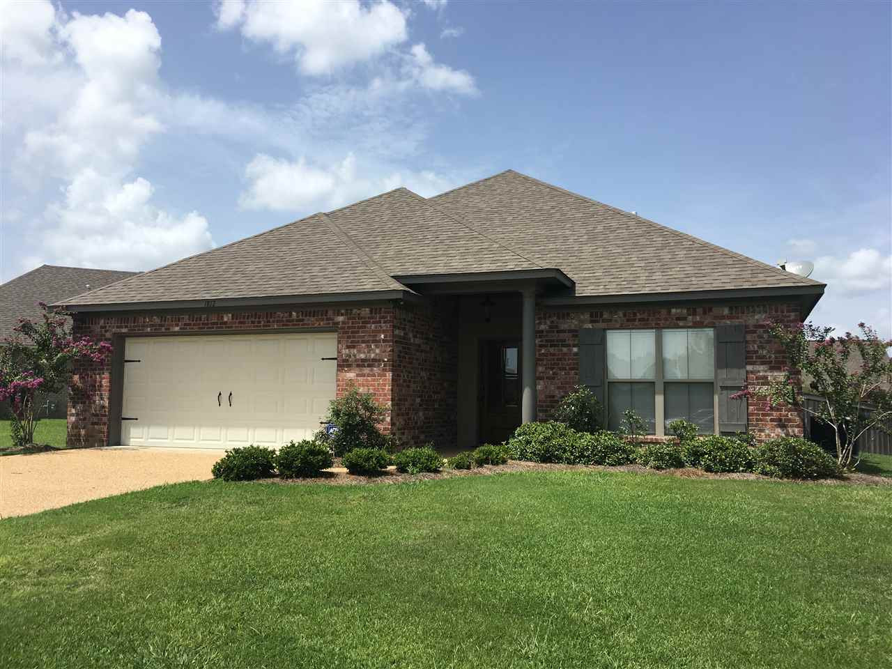 1812 August Bend Property Photo 1