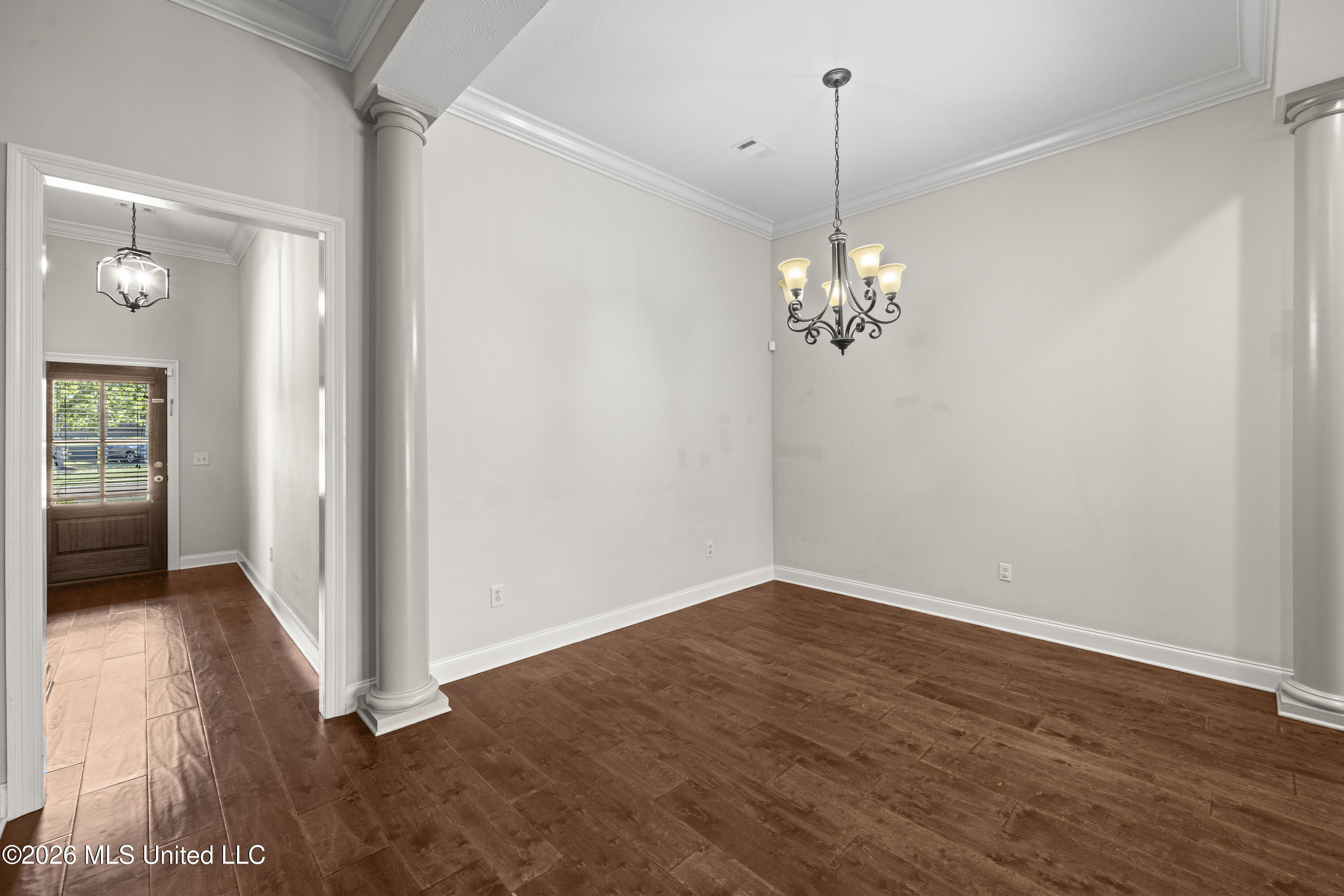 1812 August Bend Property Photo 3
