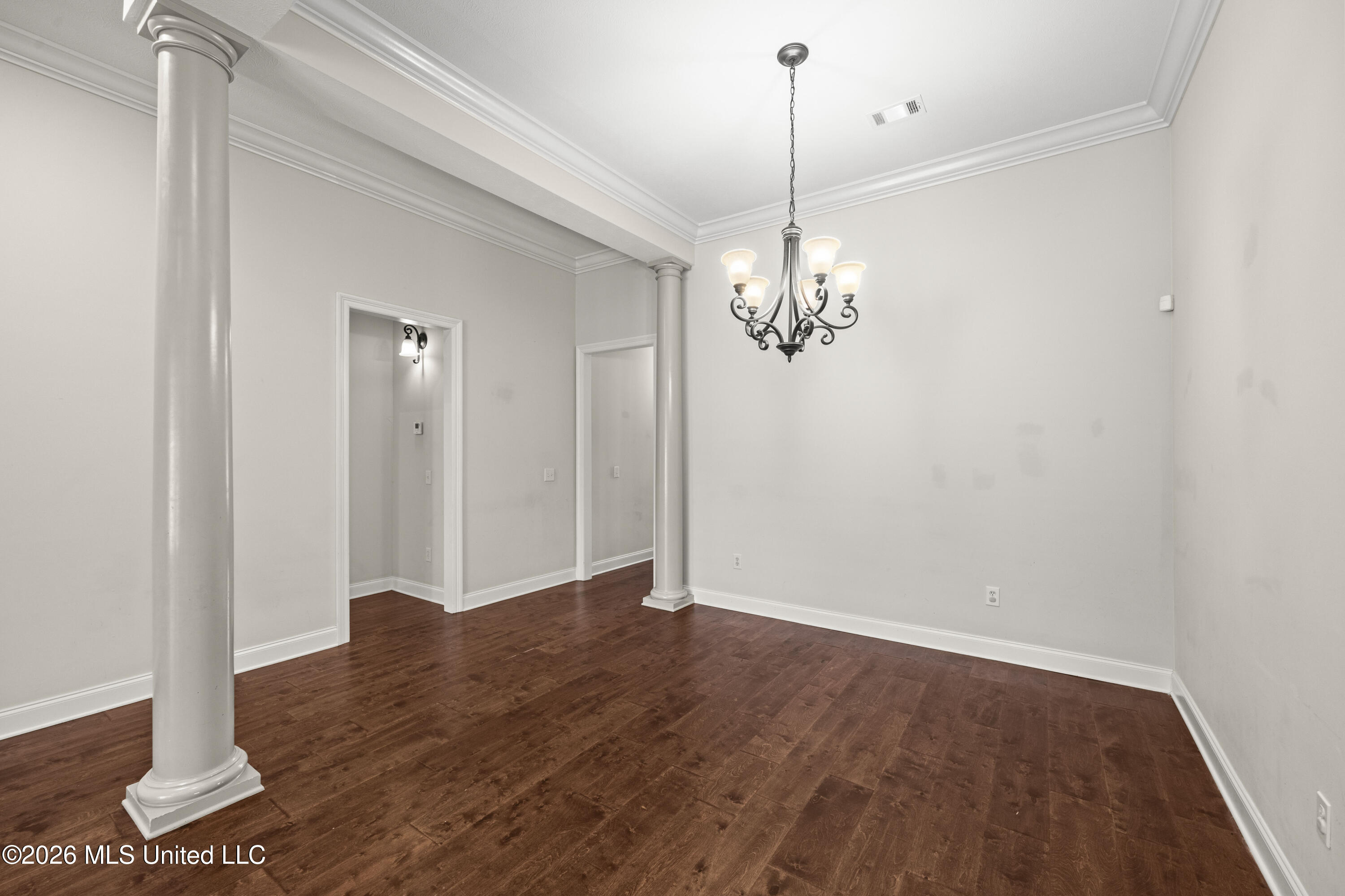 1812 August Bend Property Photo 5