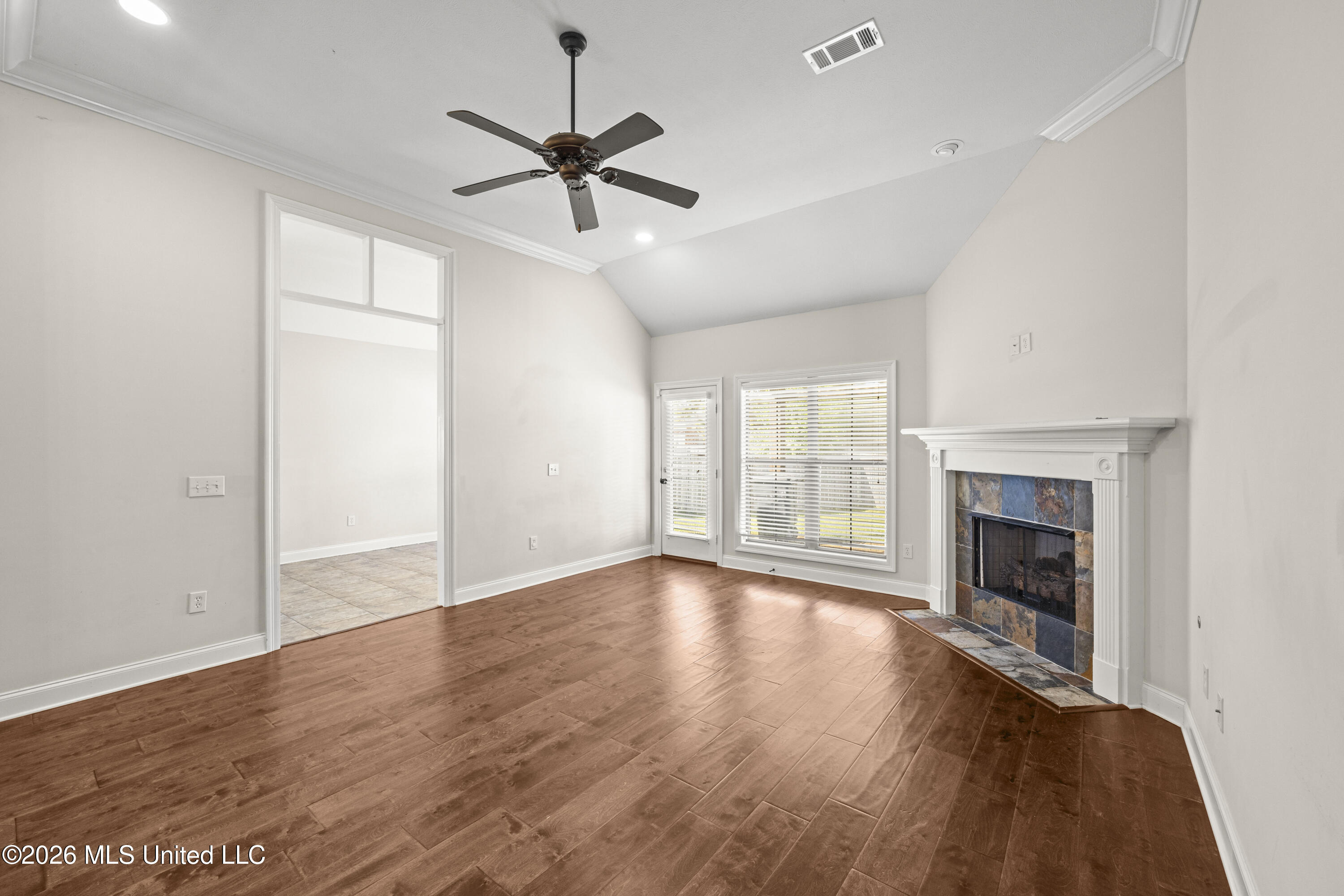 1812 August Bend Property Photo 9