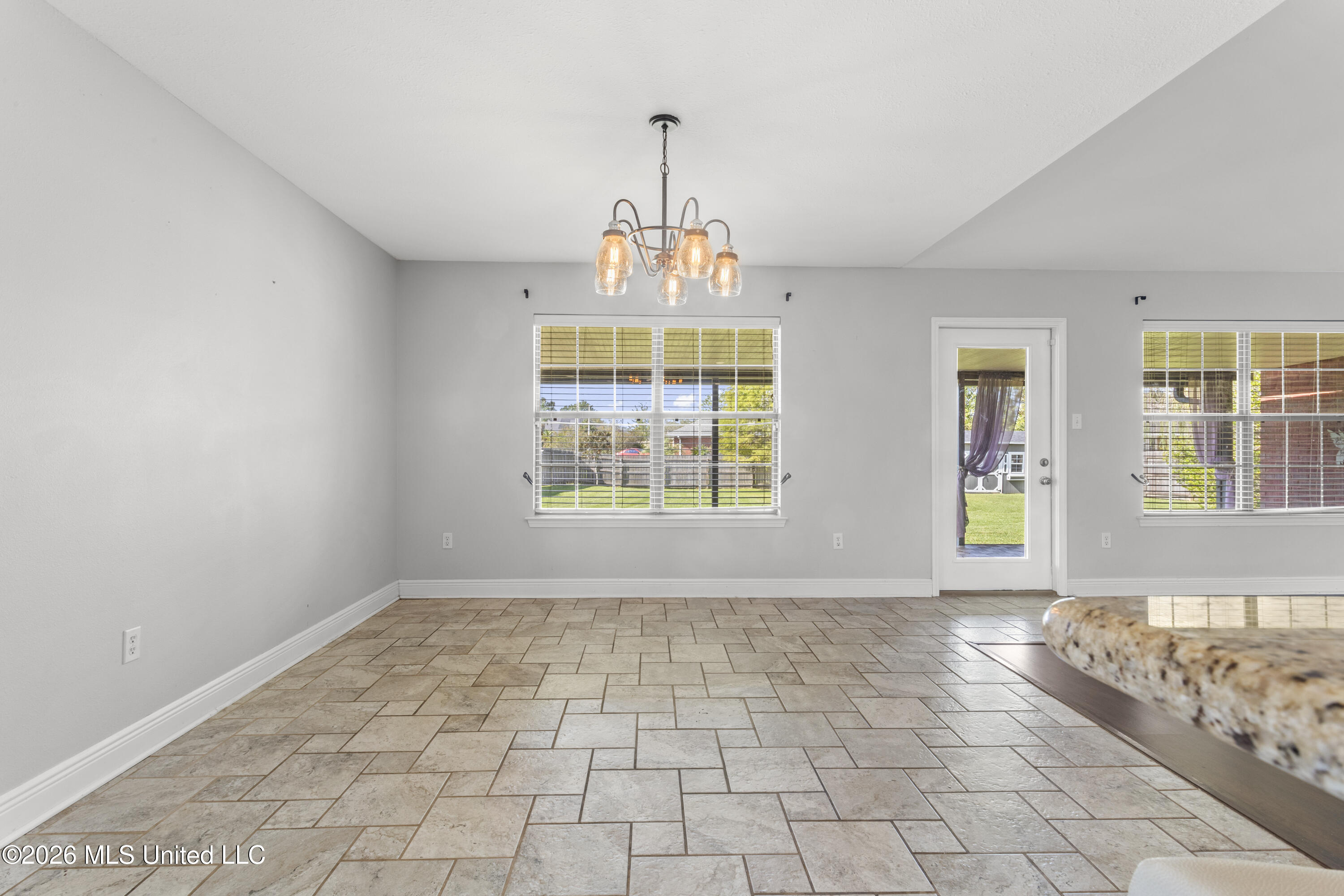 14633 N Bruce Cove Property Photo 25