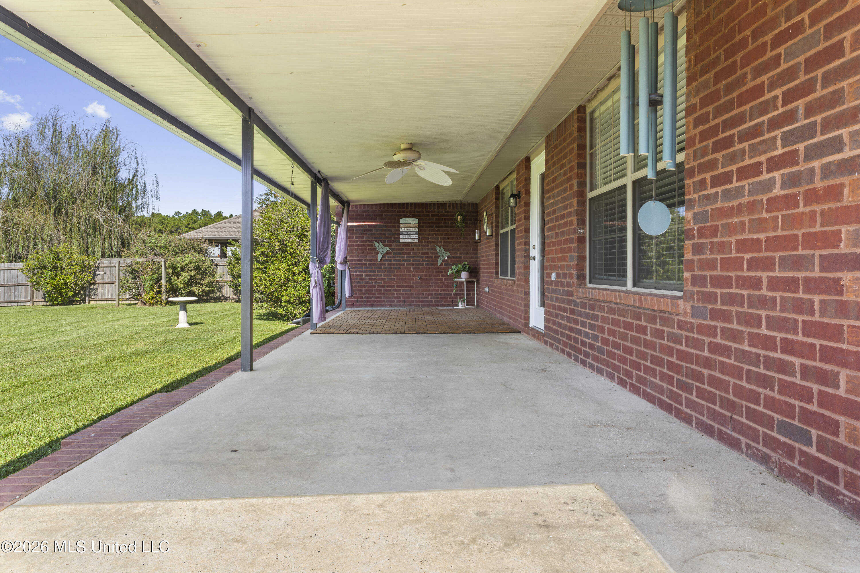 14633 N Bruce Cove Property Photo 41