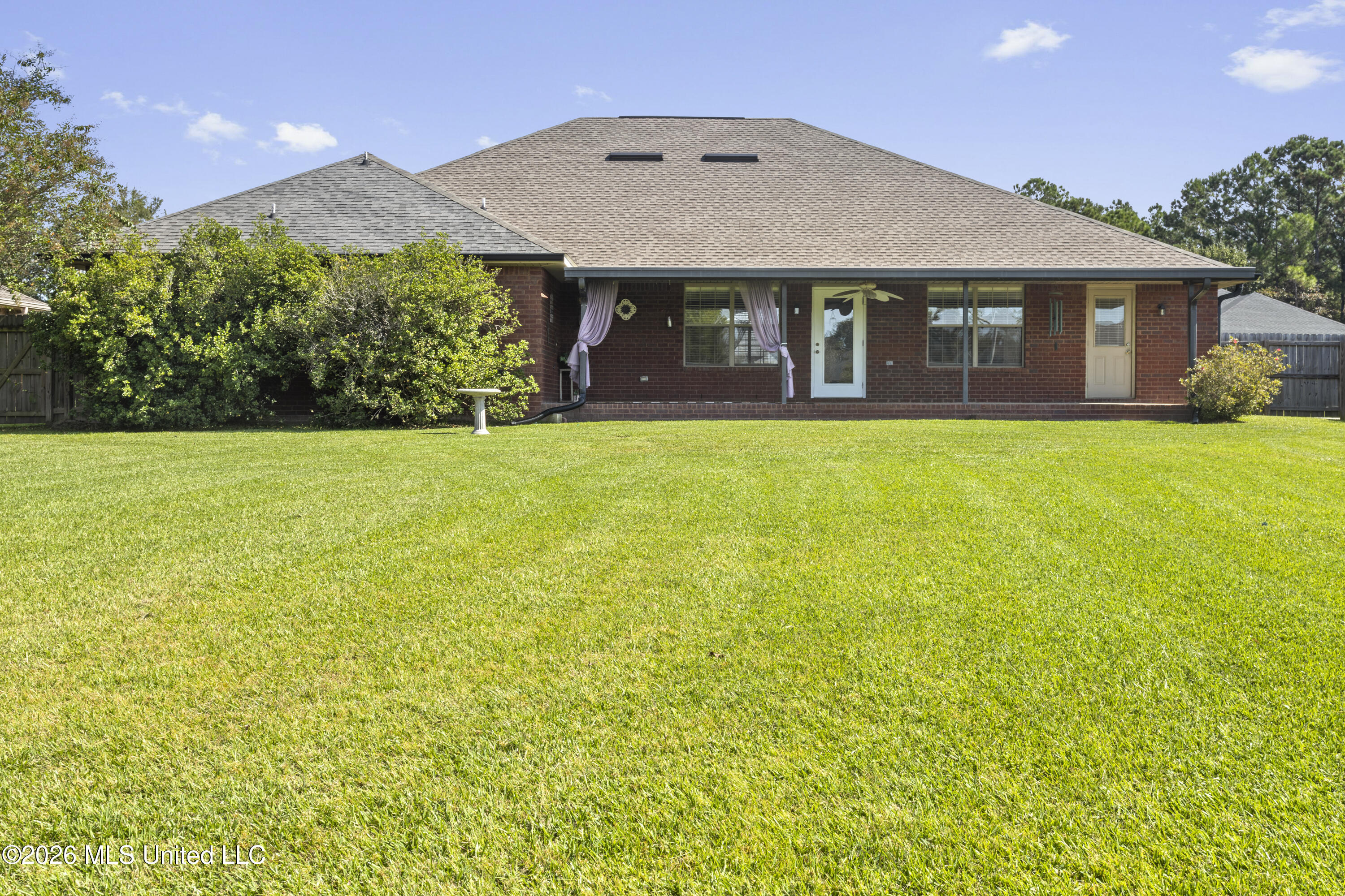 14633 N Bruce Cove Property Photo 43