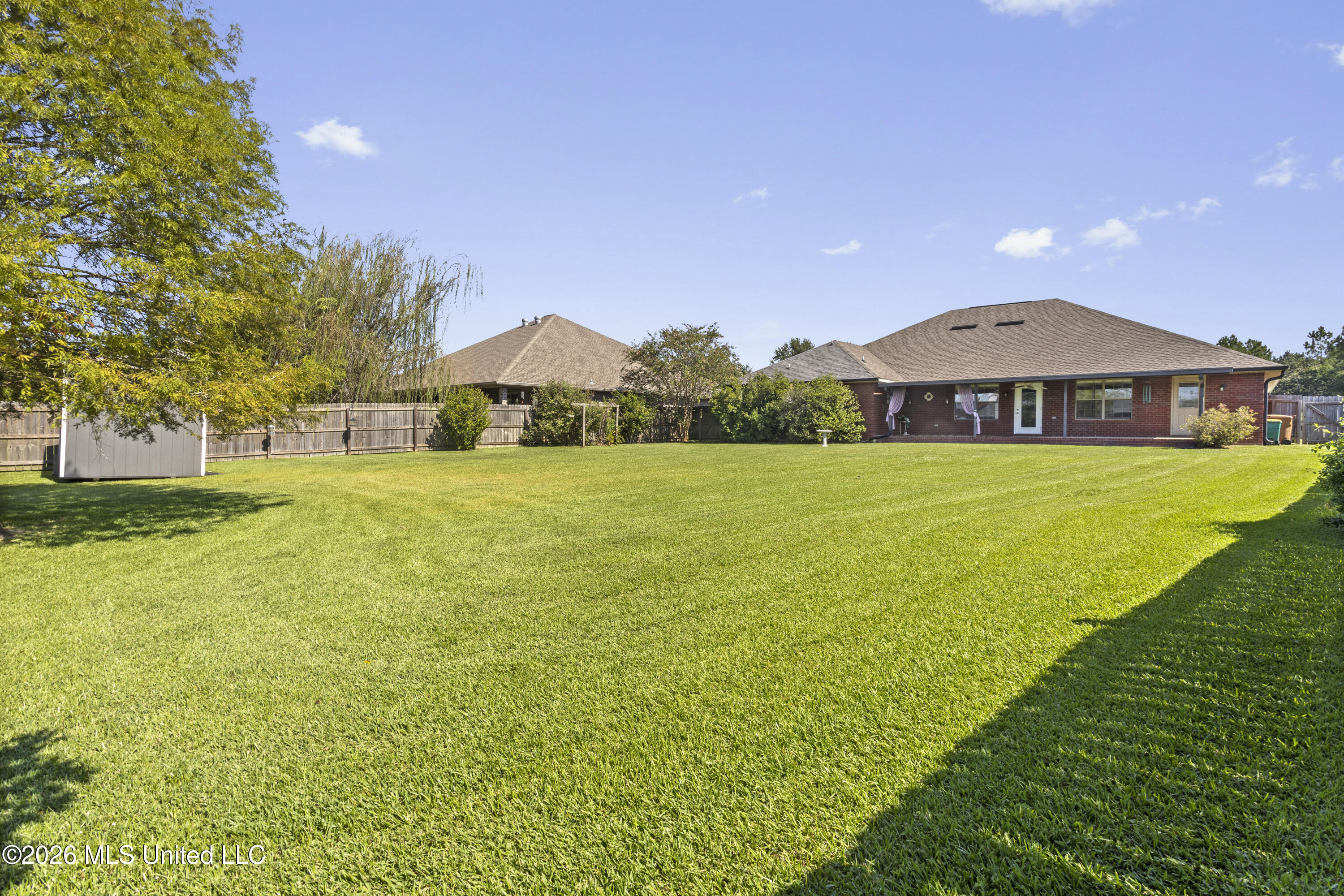 14633 N Bruce Cove Property Photo 44
