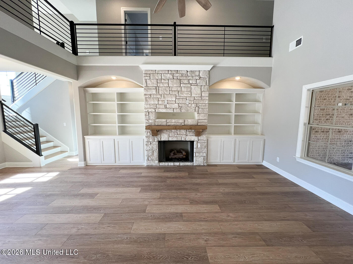 432 Poplar Lane Property Photo 4