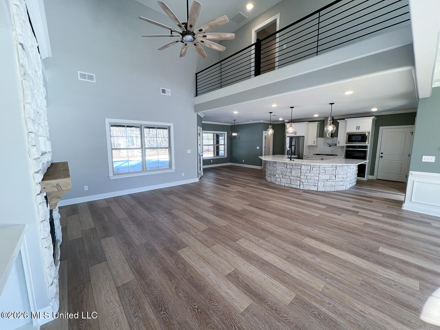 432 Poplar Lane Property Photo 8