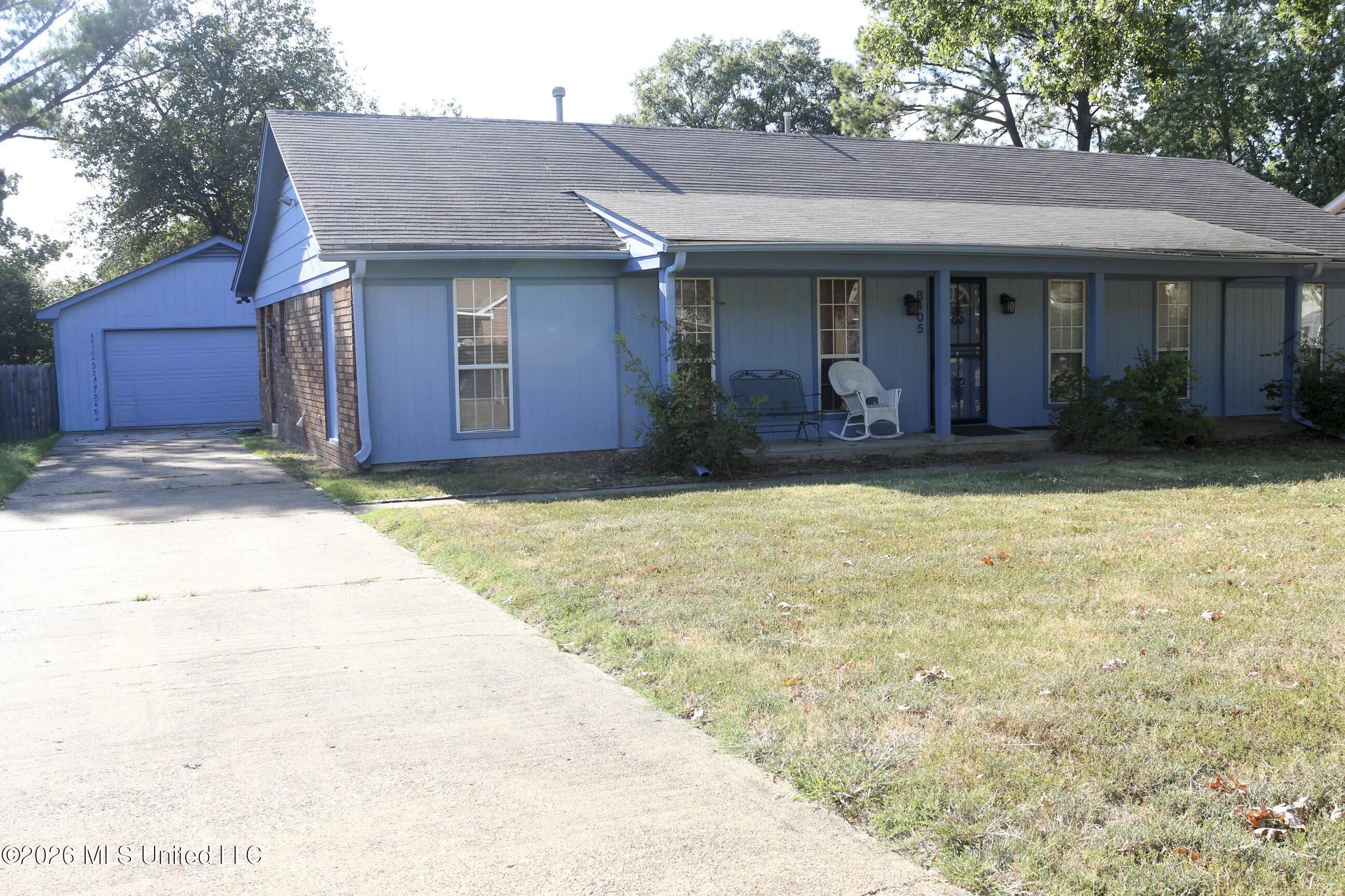 8405 Deep Well Place Property Photo 2