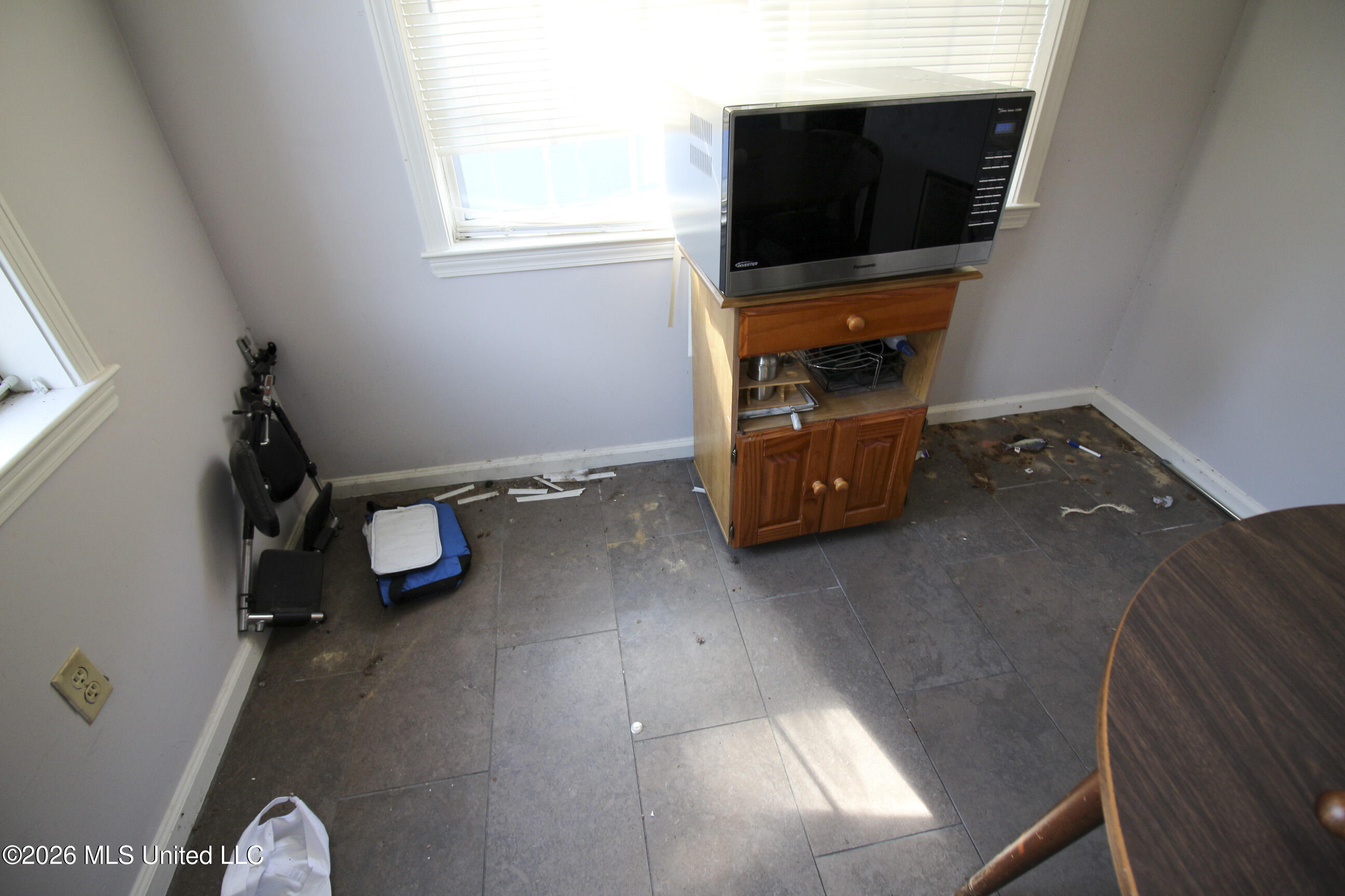 8405 Deep Well Place Property Photo 11