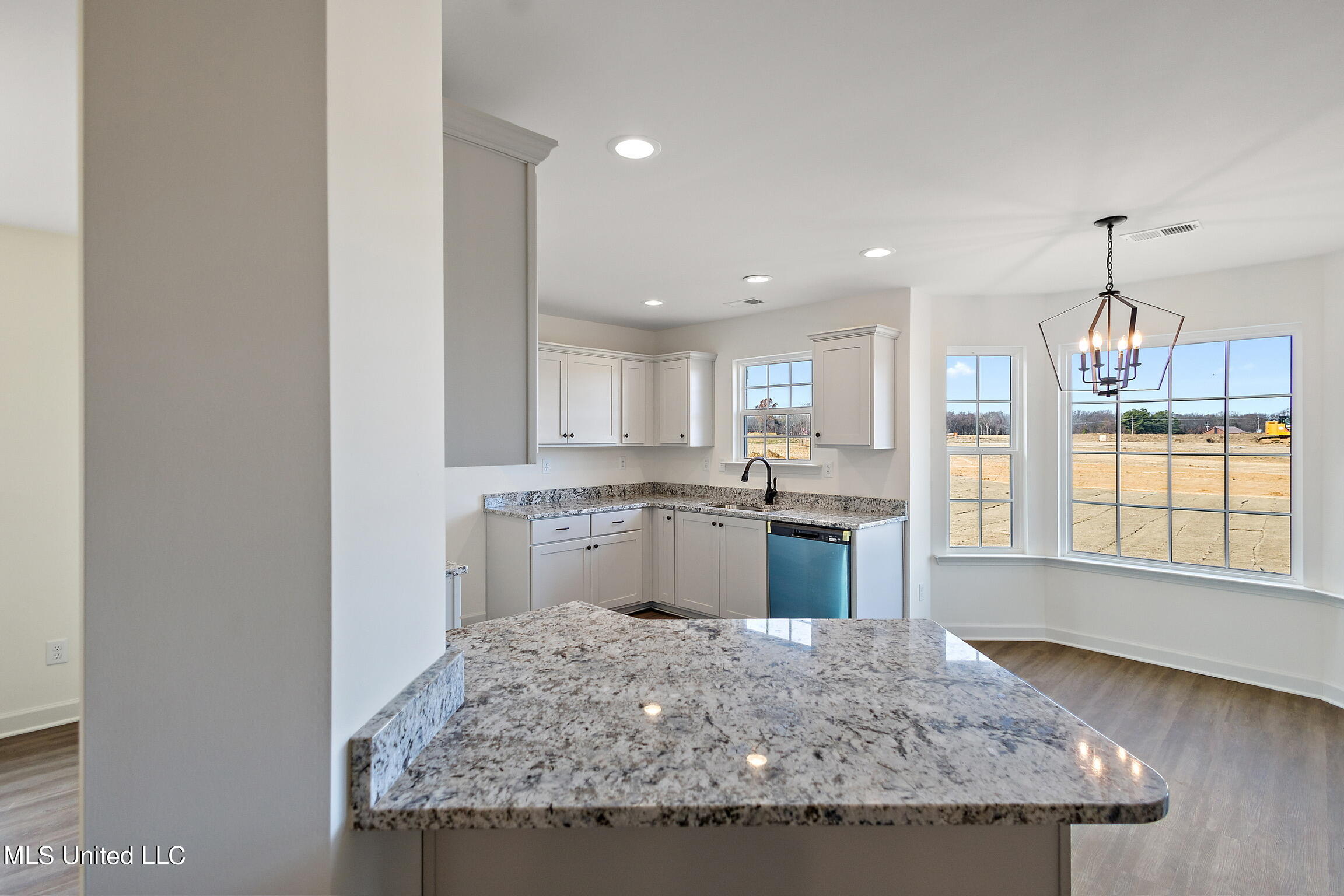 13728 Jack Thomas Boulevard Property Photo 11