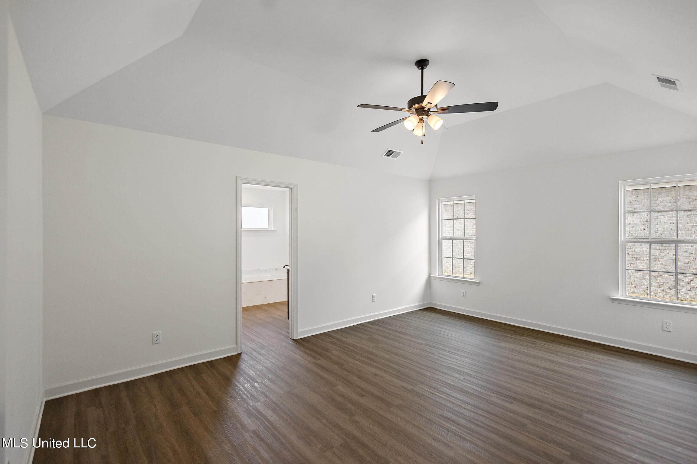 13728 Jack Thomas Boulevard Property Photo 14