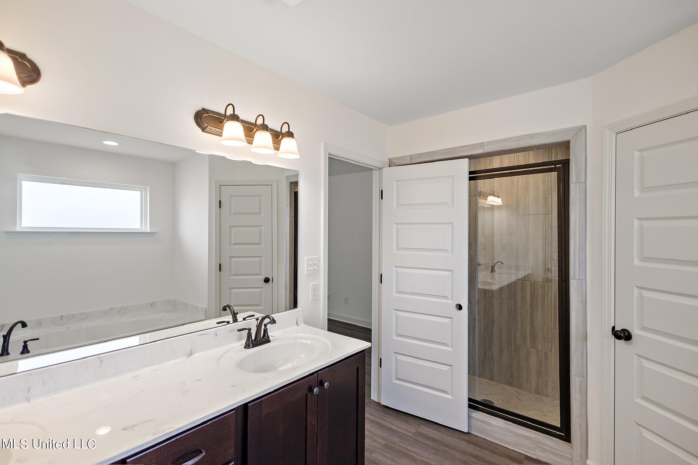 13728 Jack Thomas Boulevard Property Photo 16