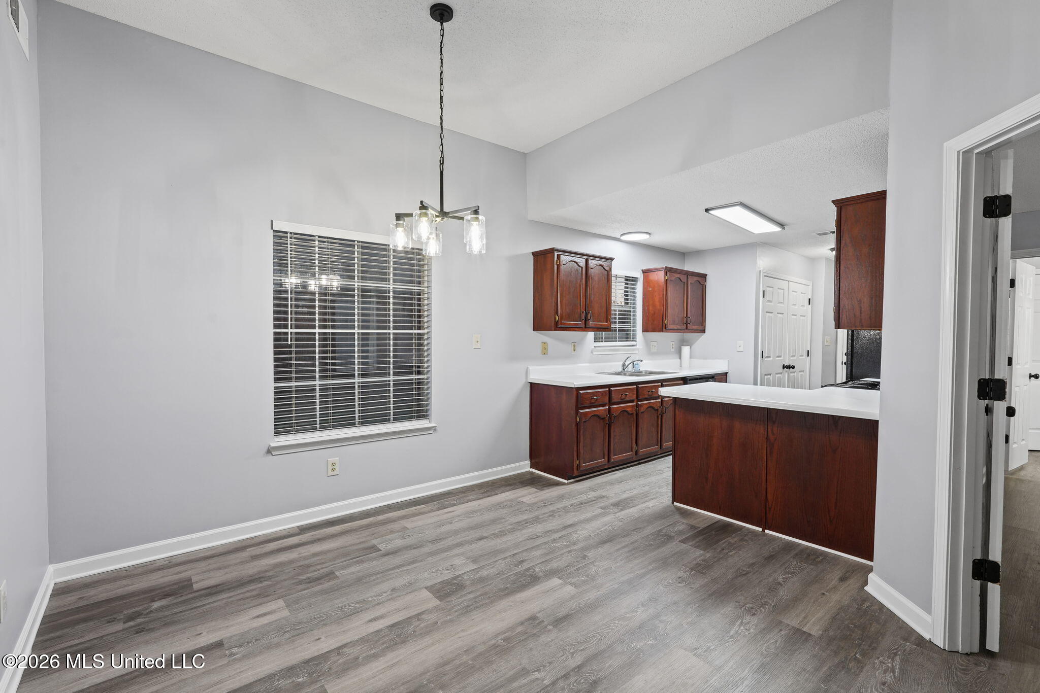 5505 Kayla Drive Property Photo 12