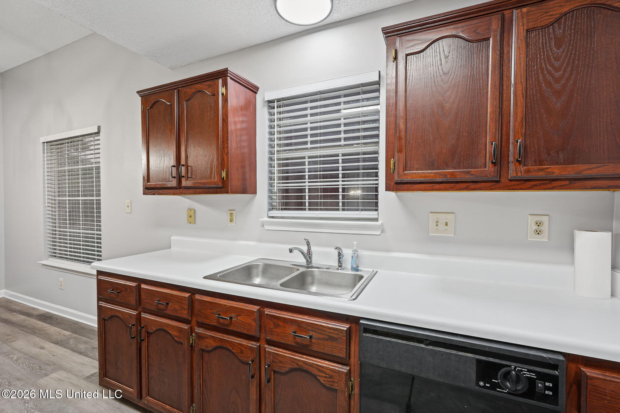 5505 Kayla Drive Property Photo 16