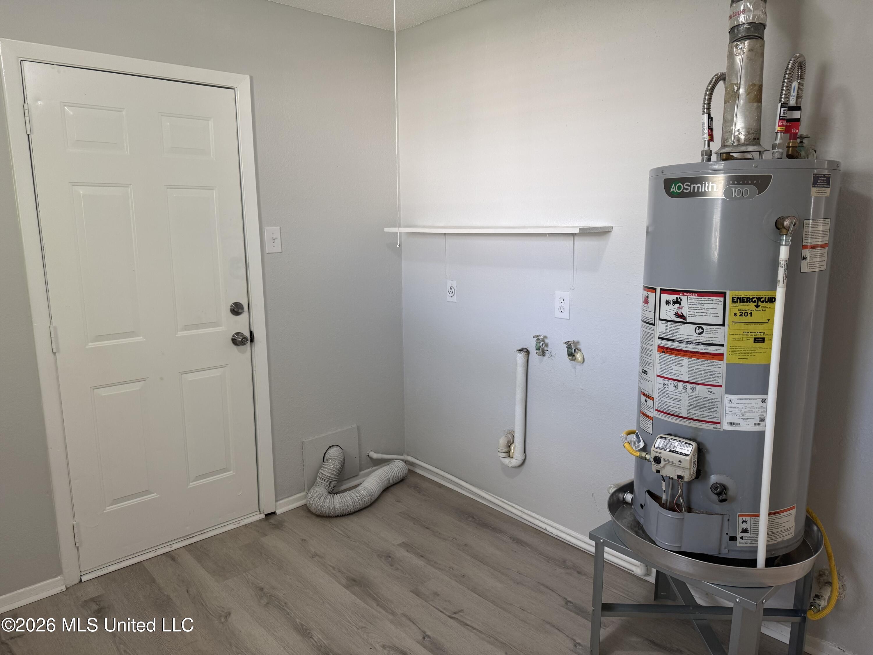 120 Imilda Drive Property Photo 10