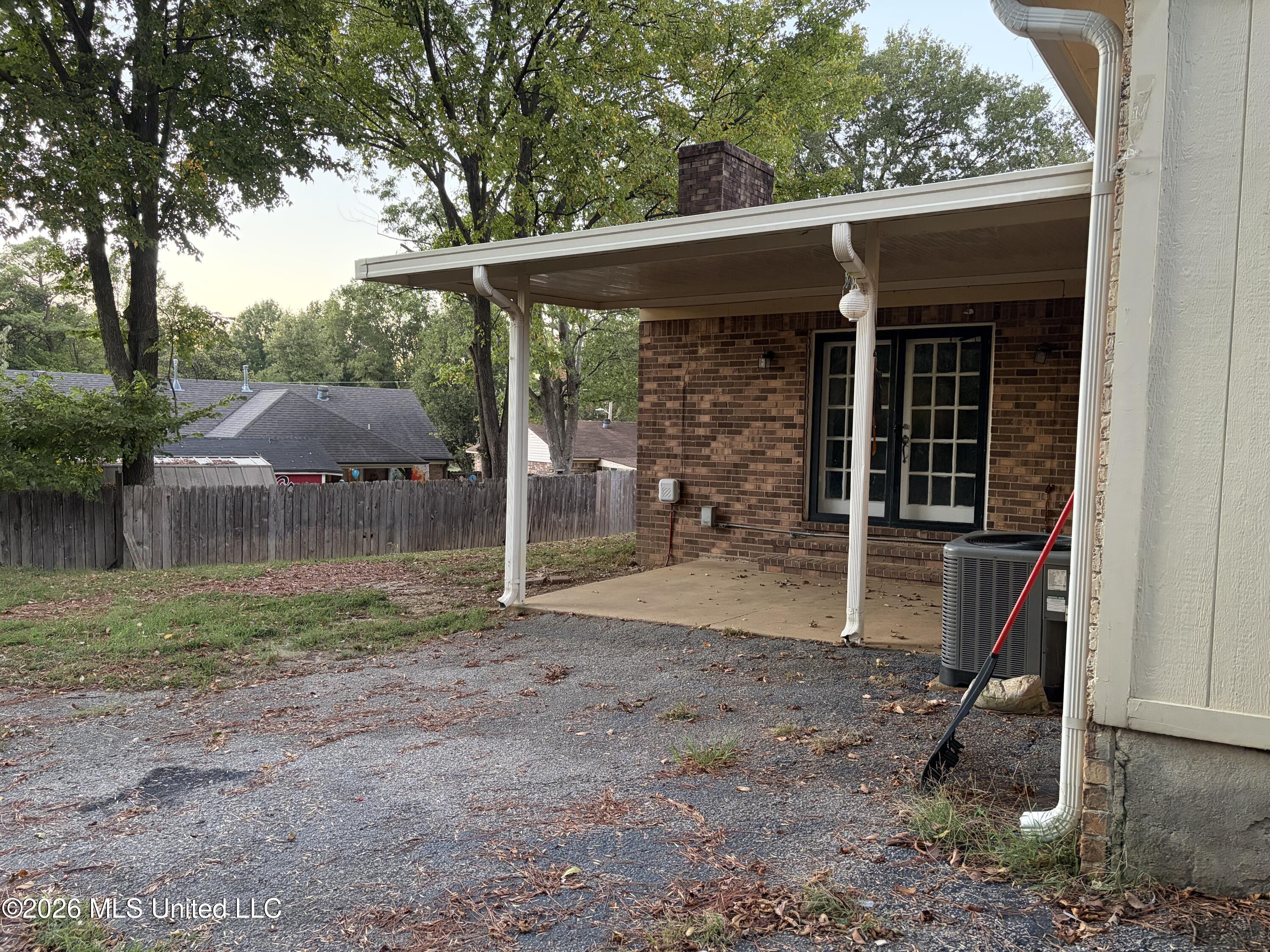 8637 Greenview Place Property Photo 2