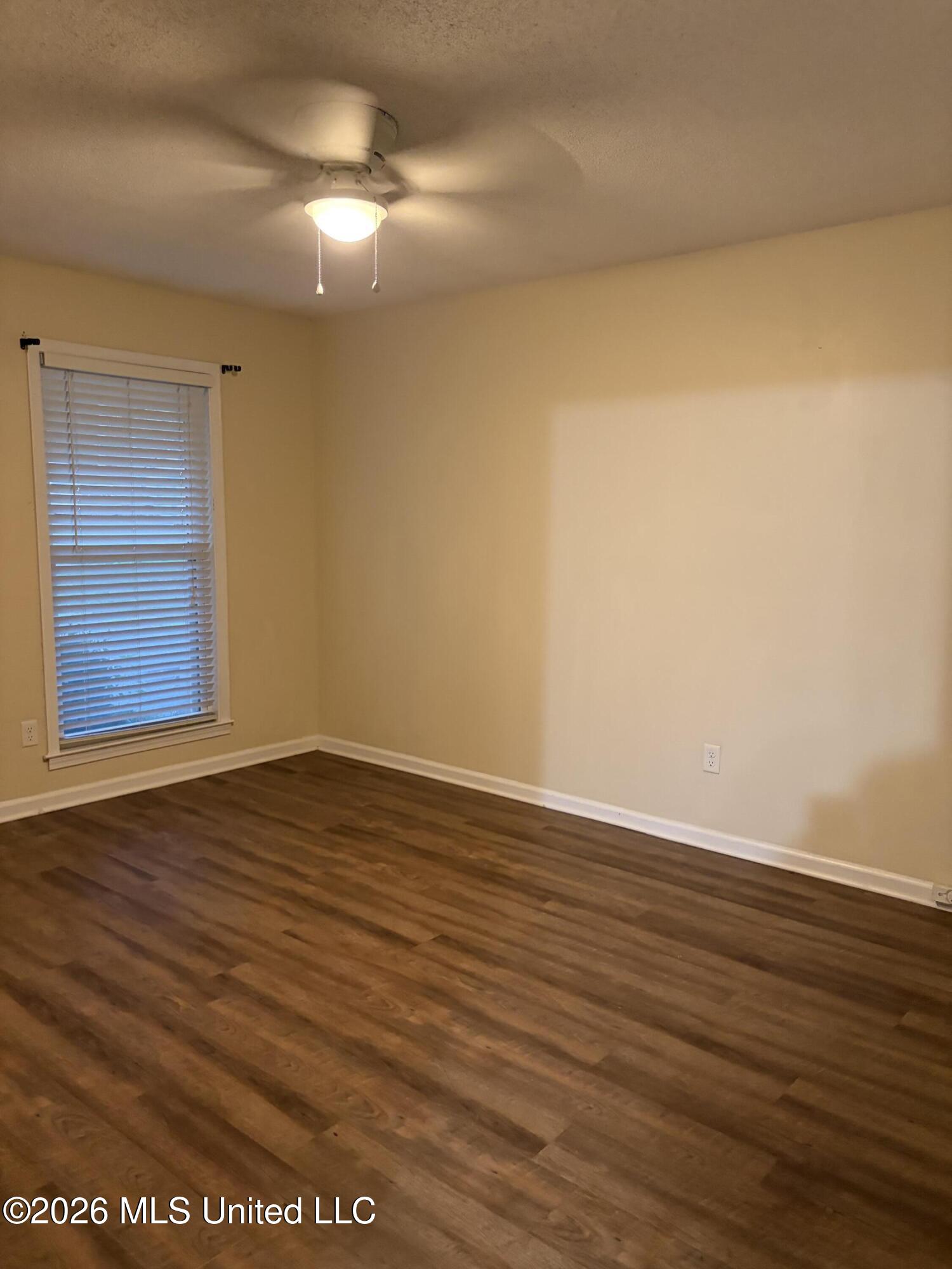 8637 Greenview Place Property Photo 8
