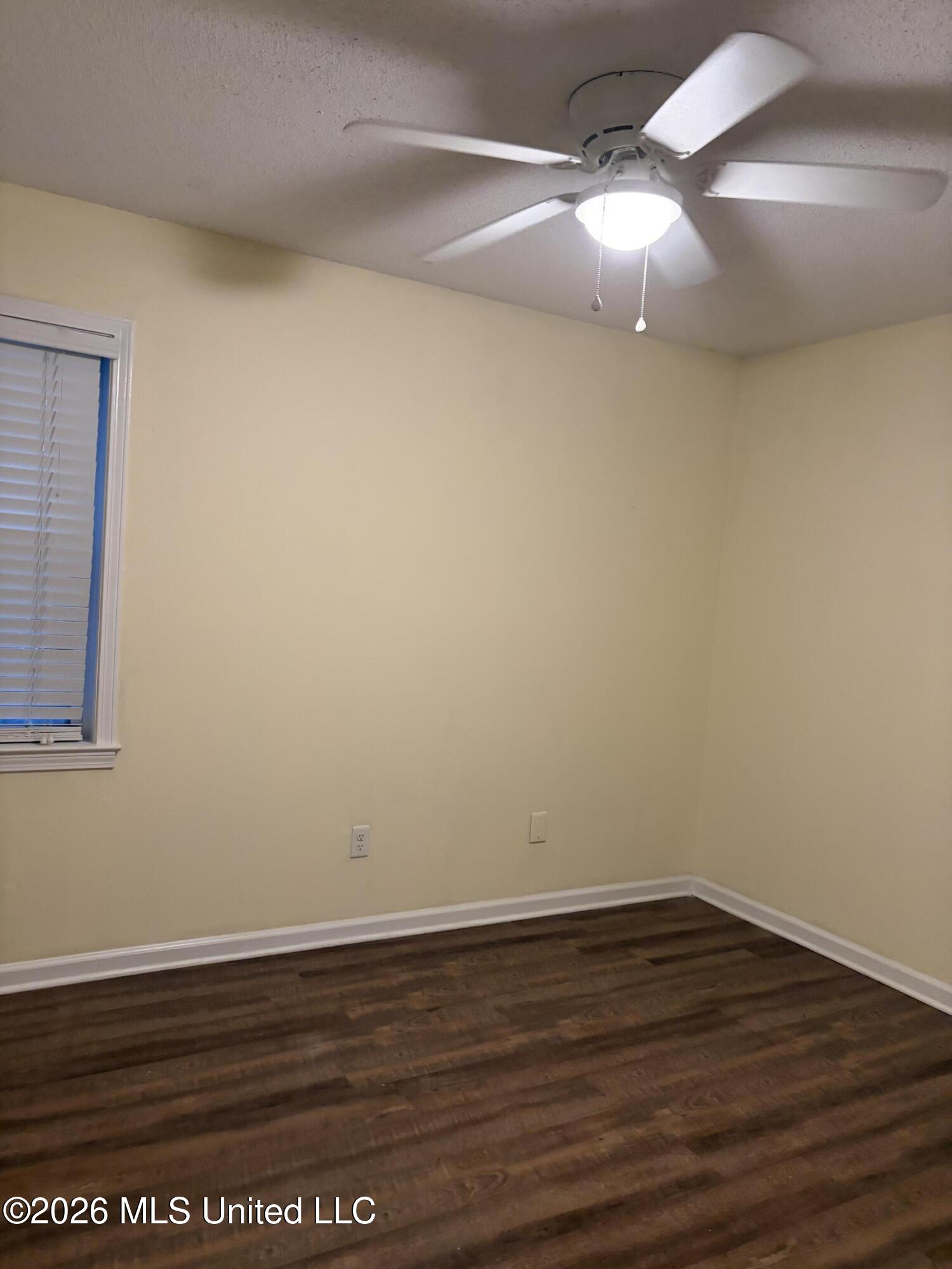 8637 Greenview Place Property Photo 14