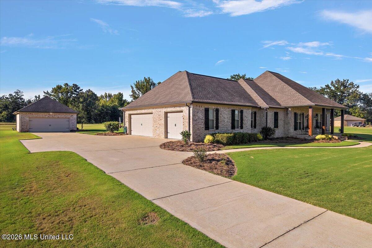317 Northaven Drive Property Photo 3