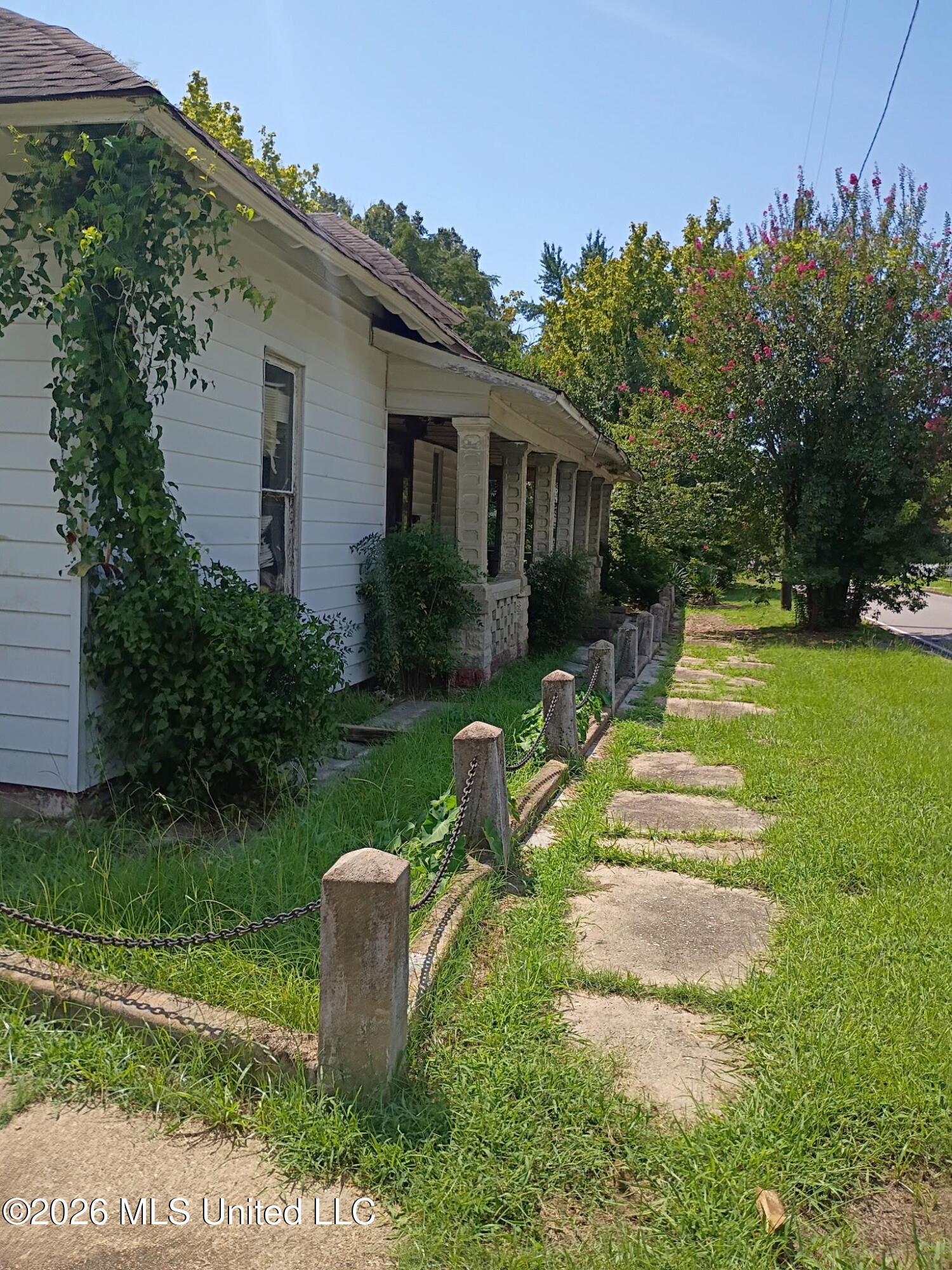 400 S Meridian Street Property Photo 2