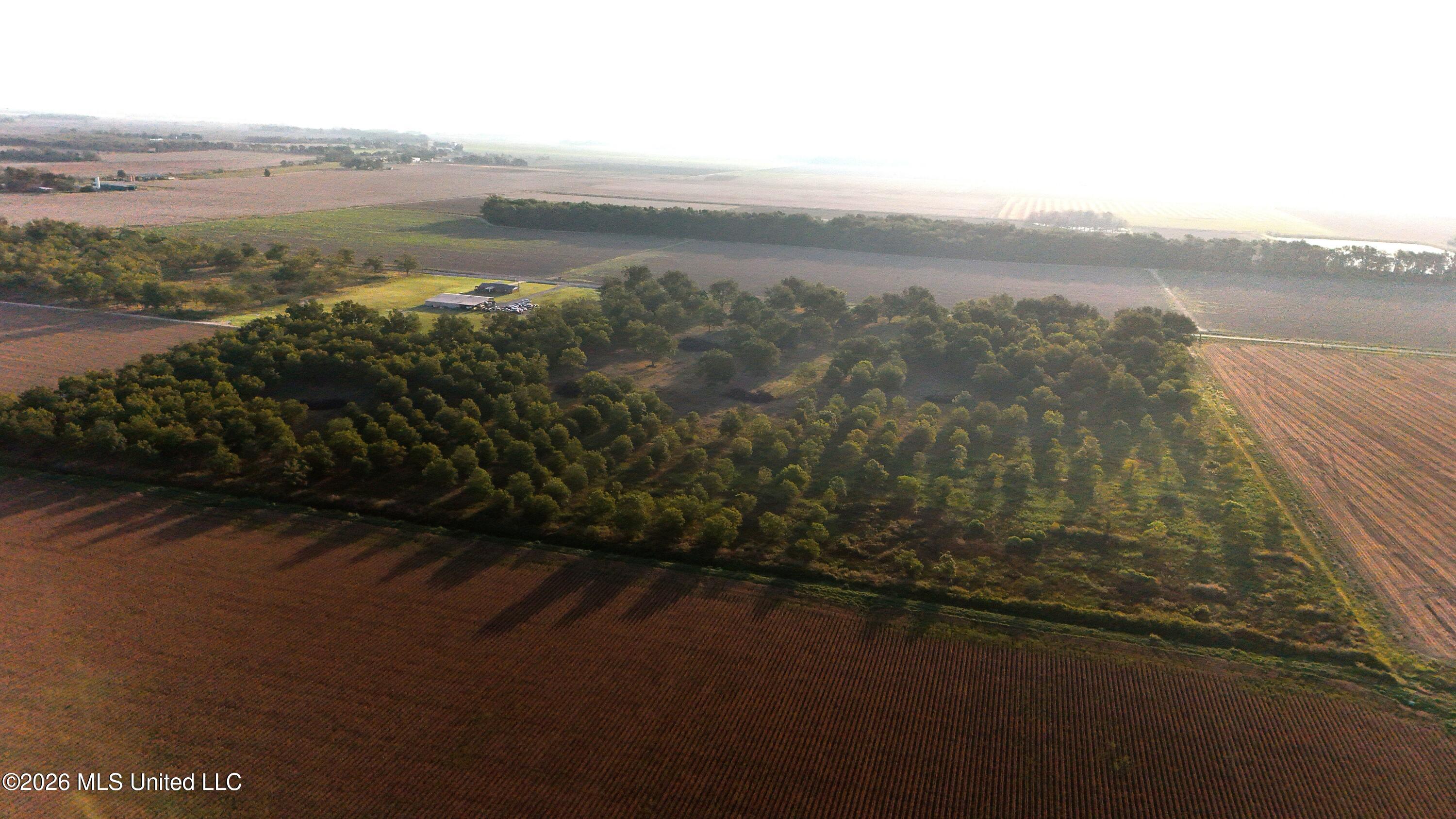 Interstate Road Property Photo 10