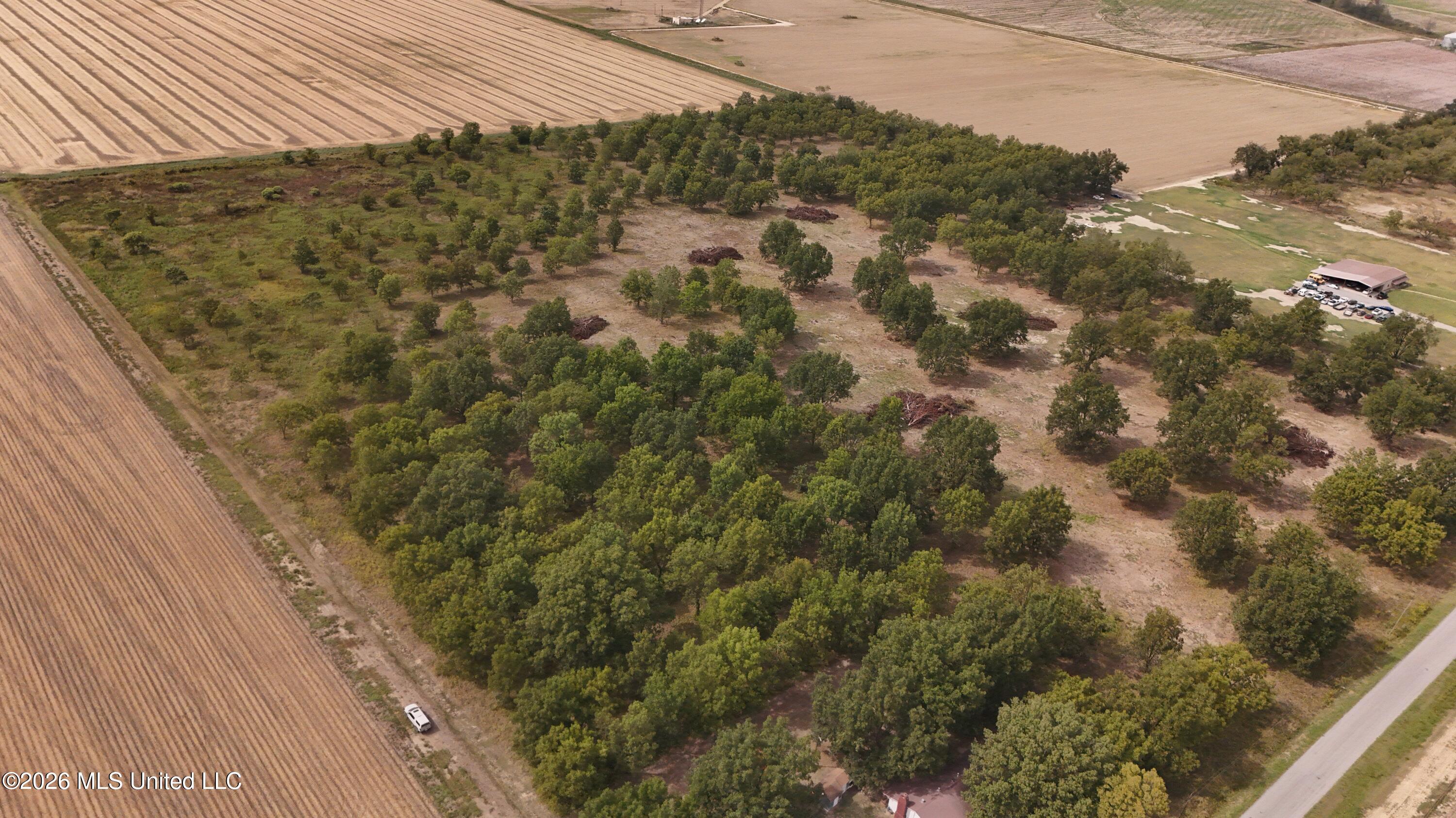Interstate Road Property Photo 19
