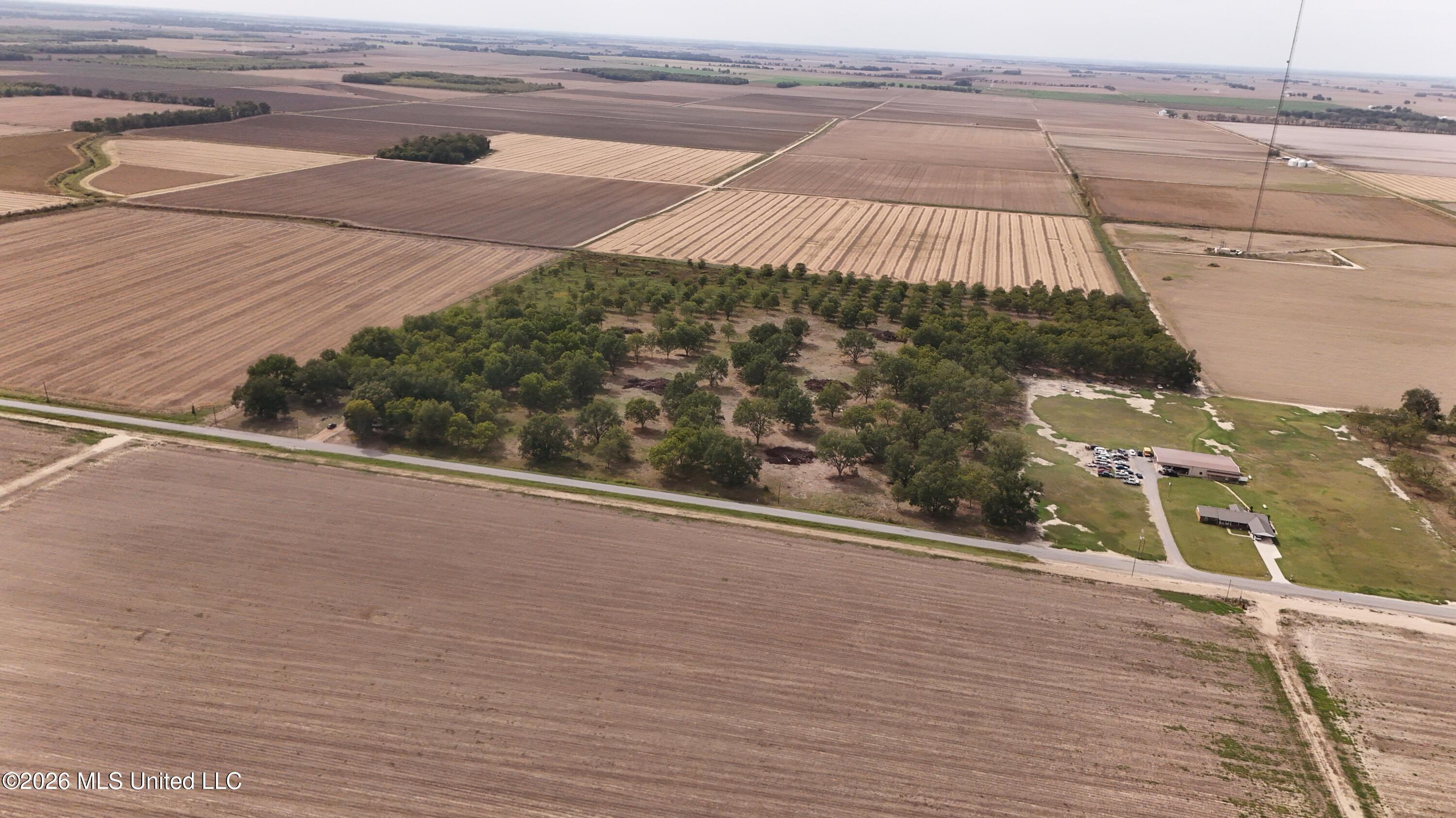 Interstate Road Property Photo 21