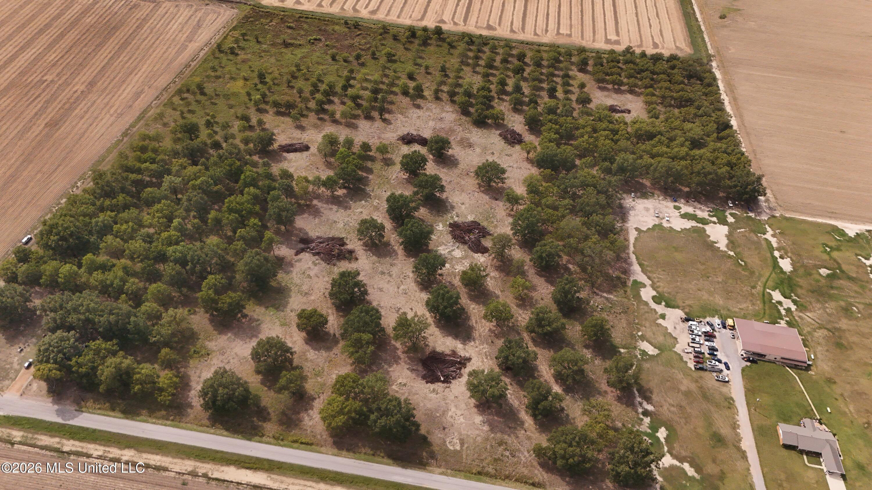 Interstate Road Property Photo 22