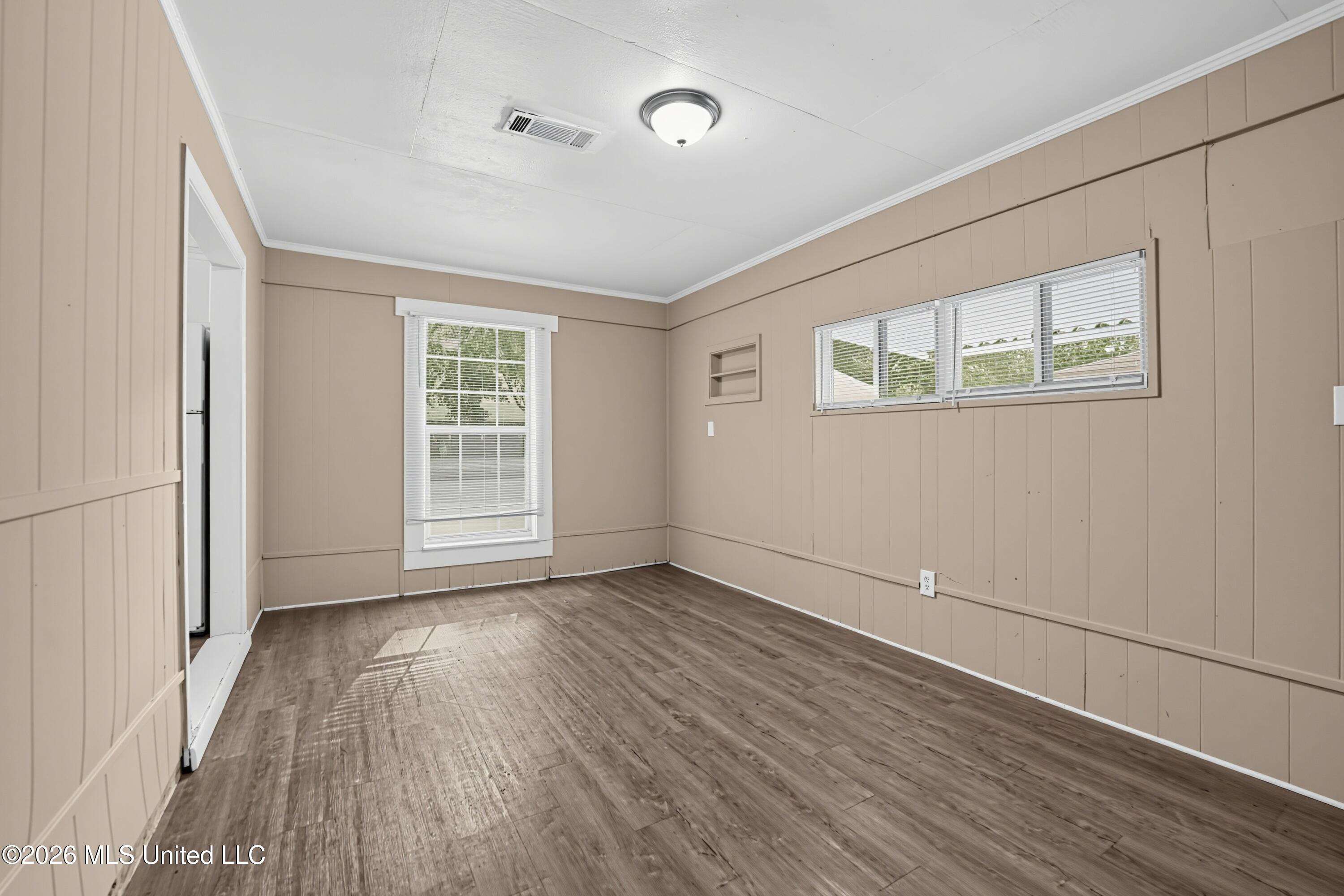 109 Skylane Drive Property Photo 3