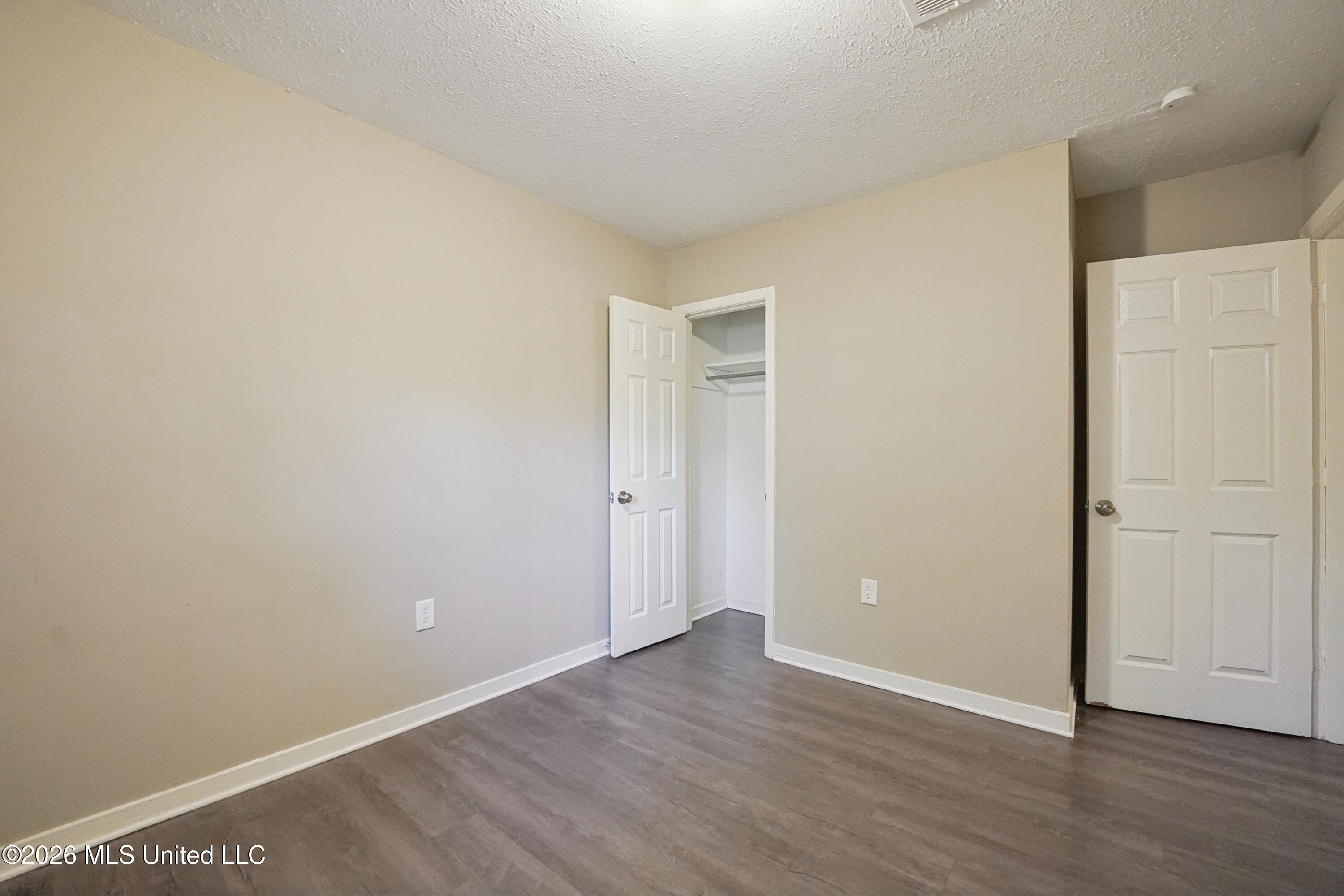 109 Skylane Drive Property Photo 9