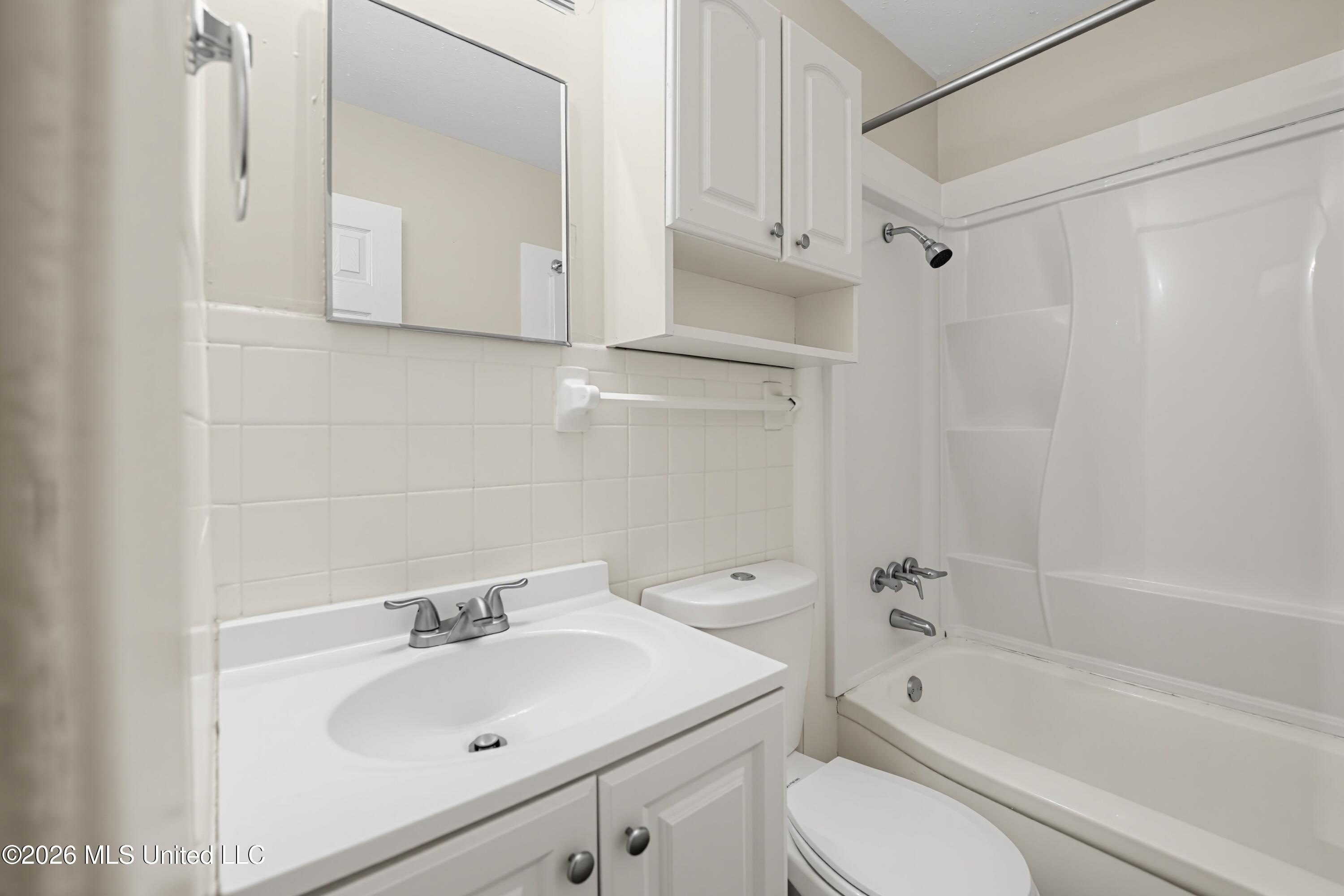 109 Skylane Drive Property Photo 16