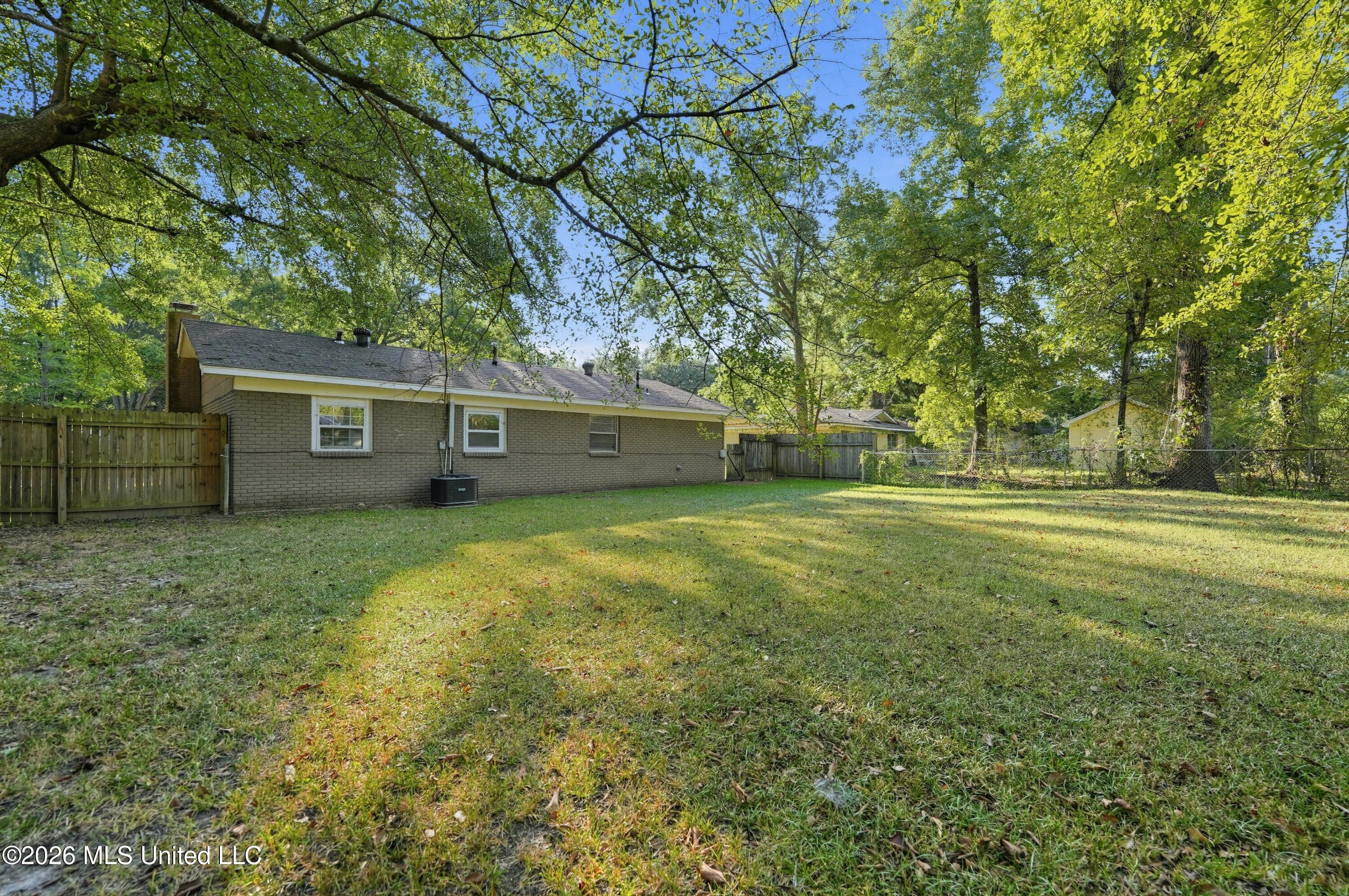 109 Skylane Drive Property Photo 24