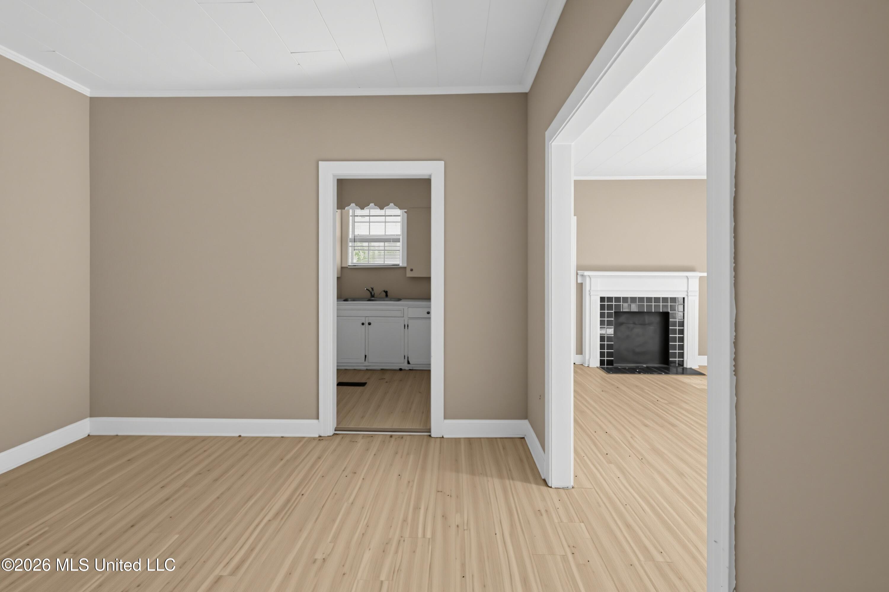 1829 East Drive Property Photo 5
