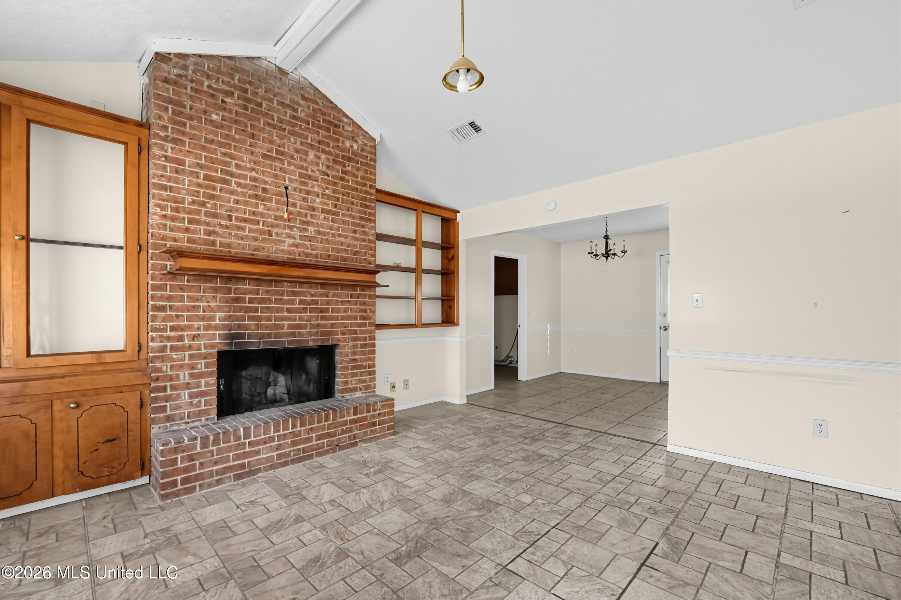 496 Chelsea Drive Property Photo 10