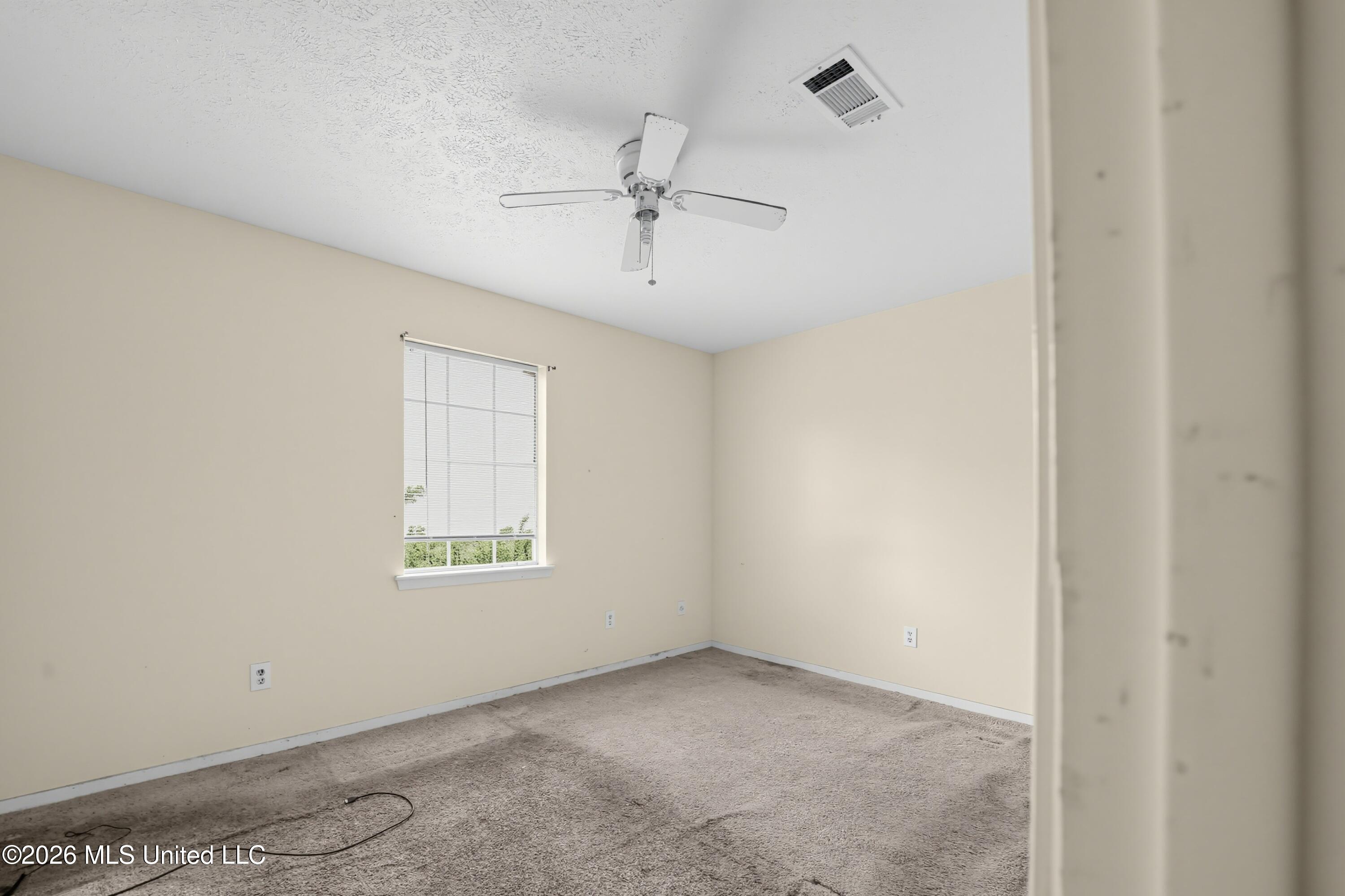 496 Chelsea Drive Property Photo 25