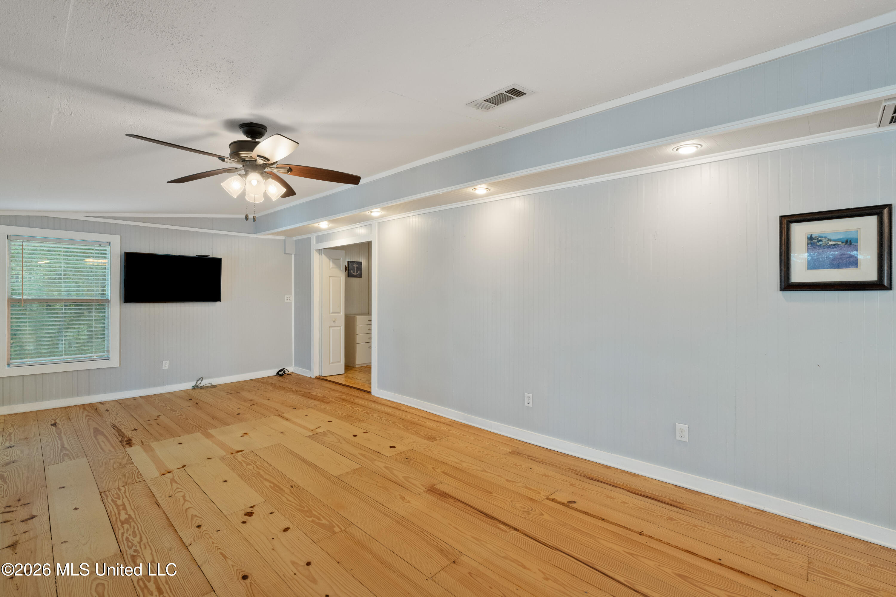 2172 Sw Hurricane Lake Drive Property Photo 6
