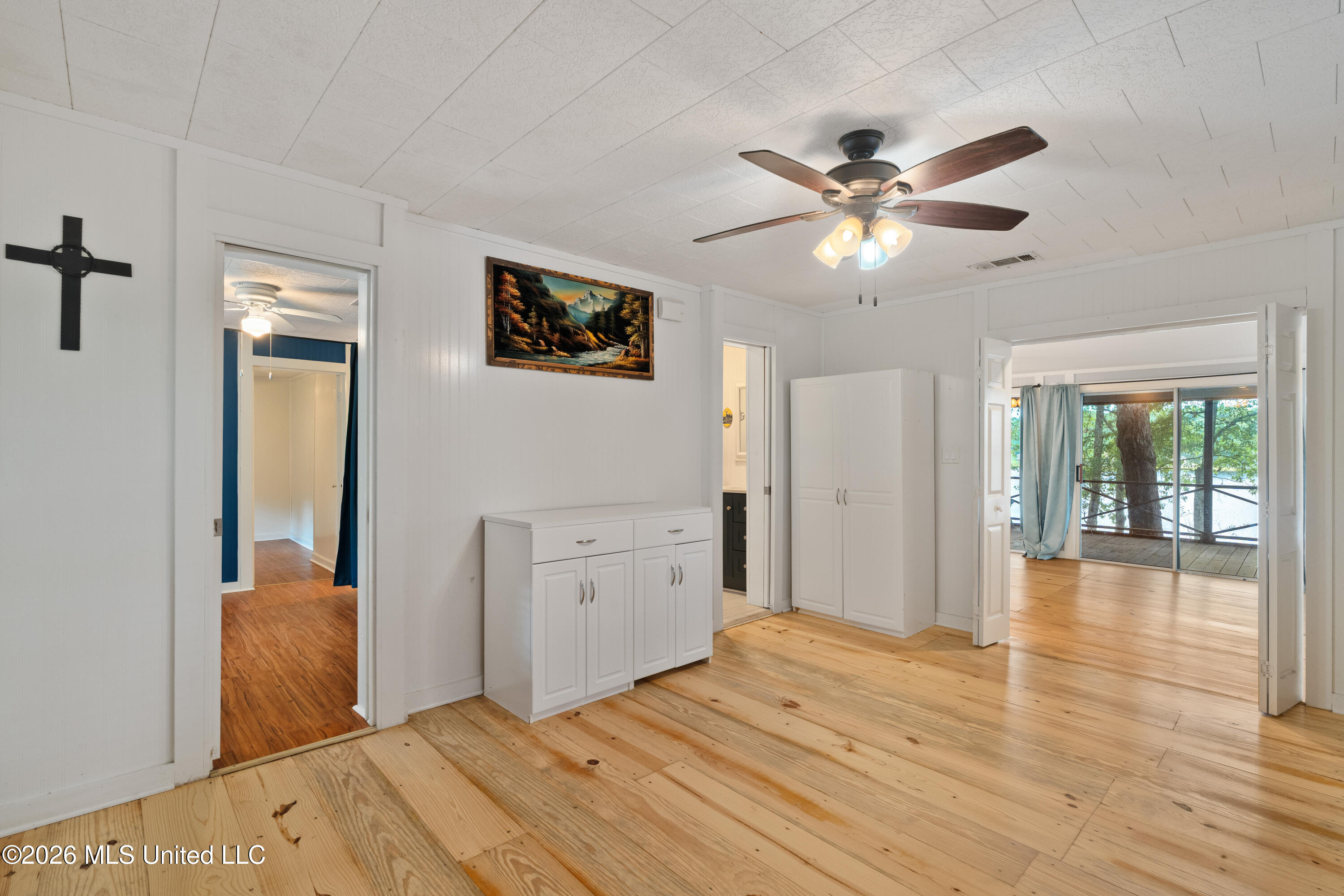 2172 Sw Hurricane Lake Drive Property Photo 13