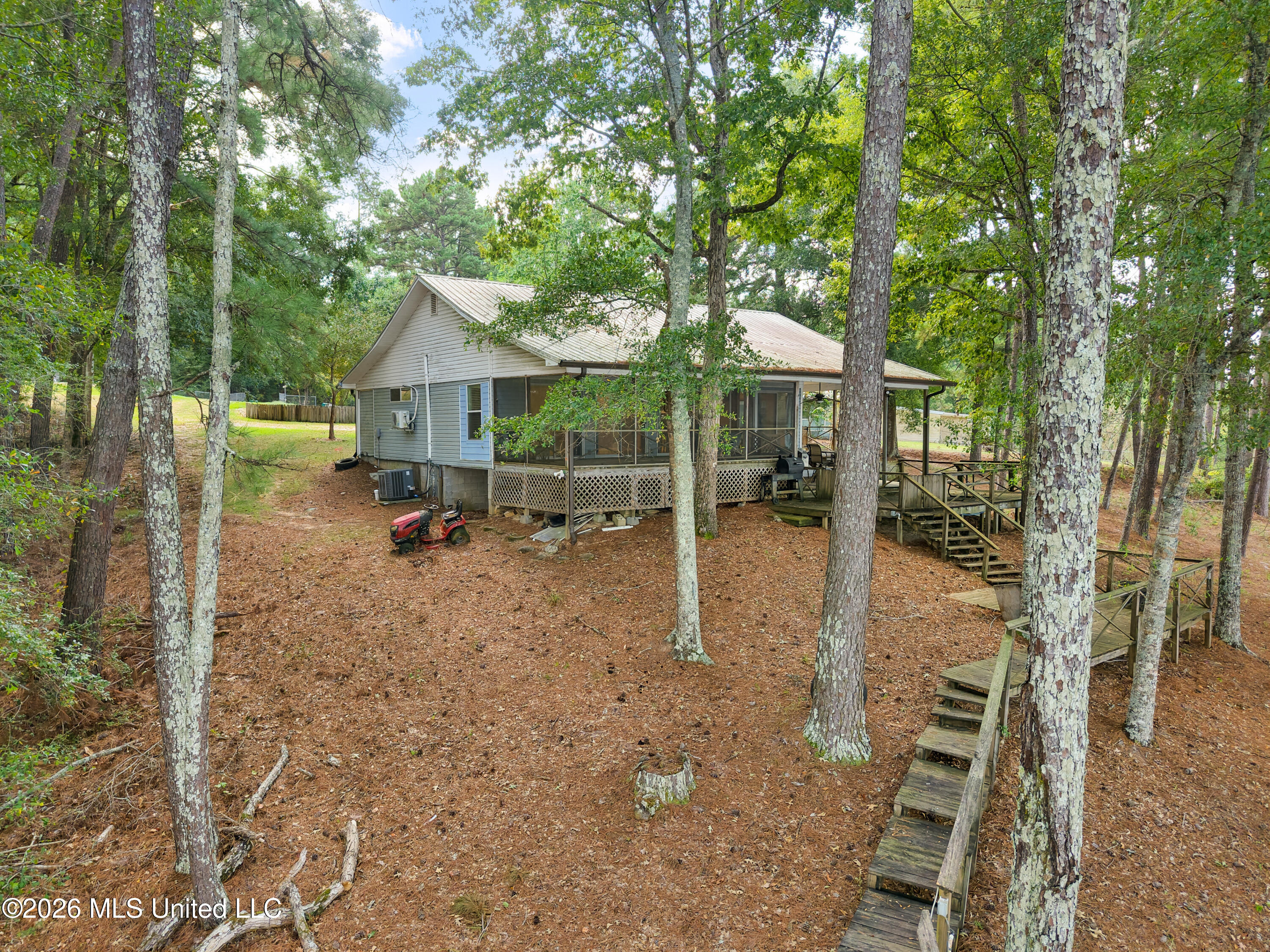 2172 Sw Hurricane Lake Drive Property Photo 34