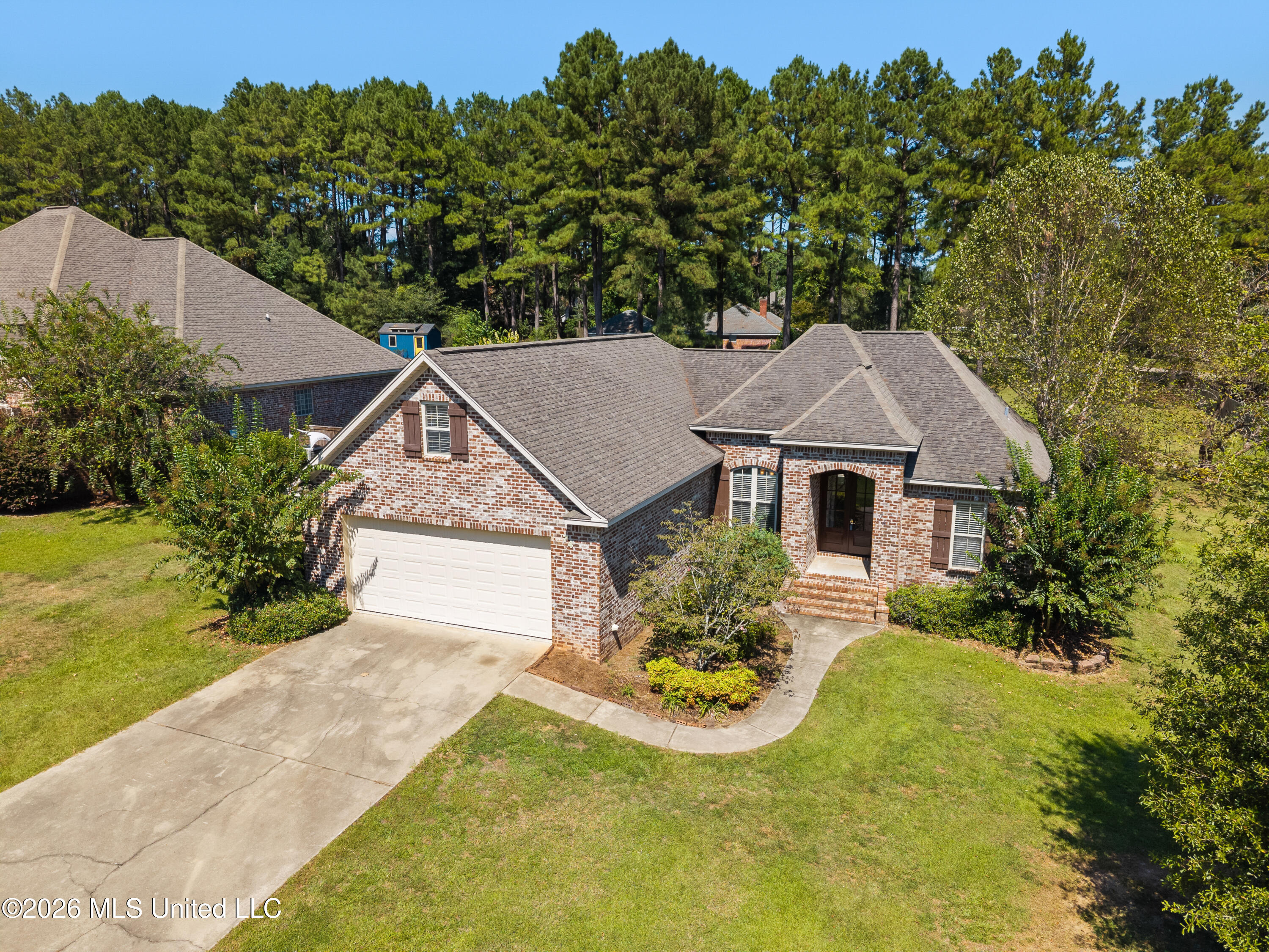 74 Bellepointe Circle Property Photo 4