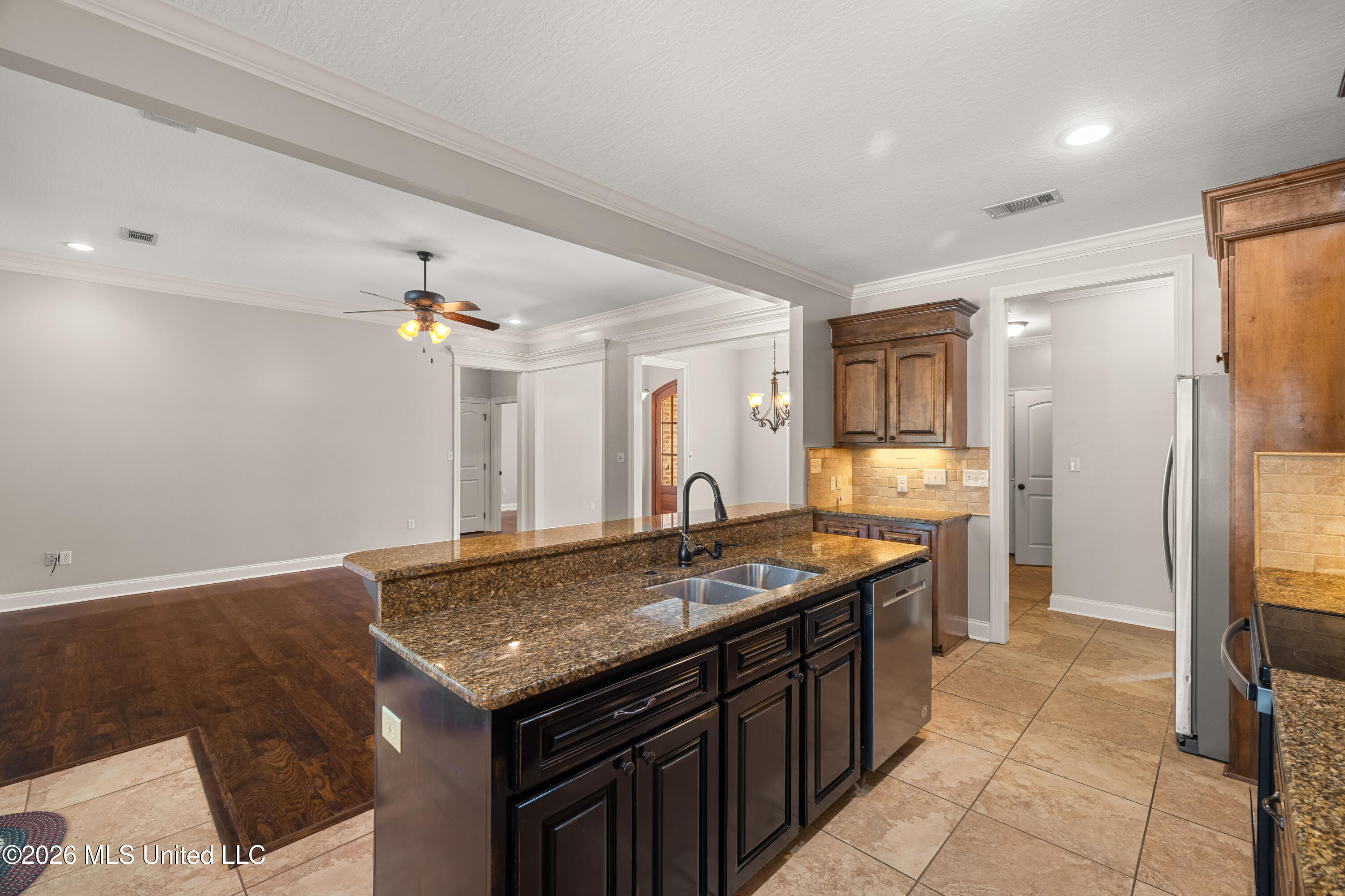 74 Bellepointe Circle Property Photo 15