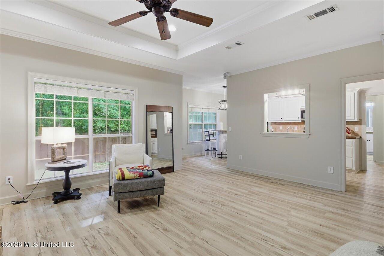 420 Stoneybrook Drive Property Photo 6