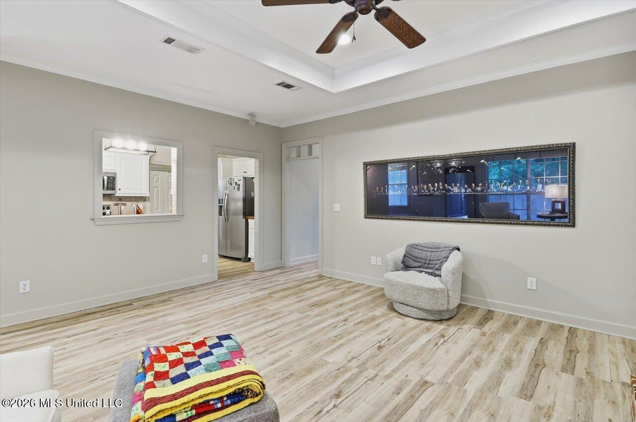 420 Stoneybrook Drive Property Photo 8
